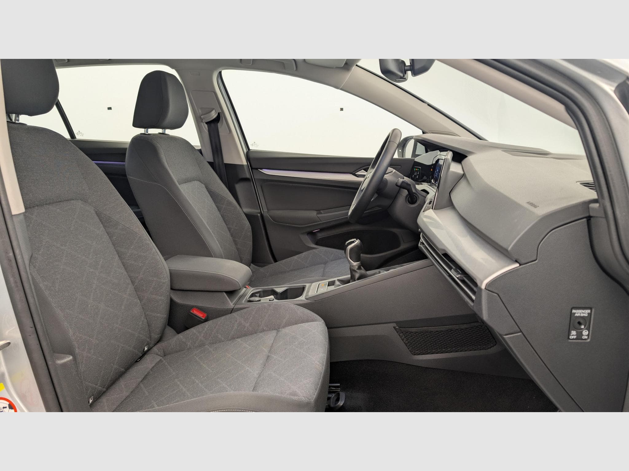 VW GOLF 8 1.0 TSI OPF 110 BVM6 LIFE (2021) - Photo 9