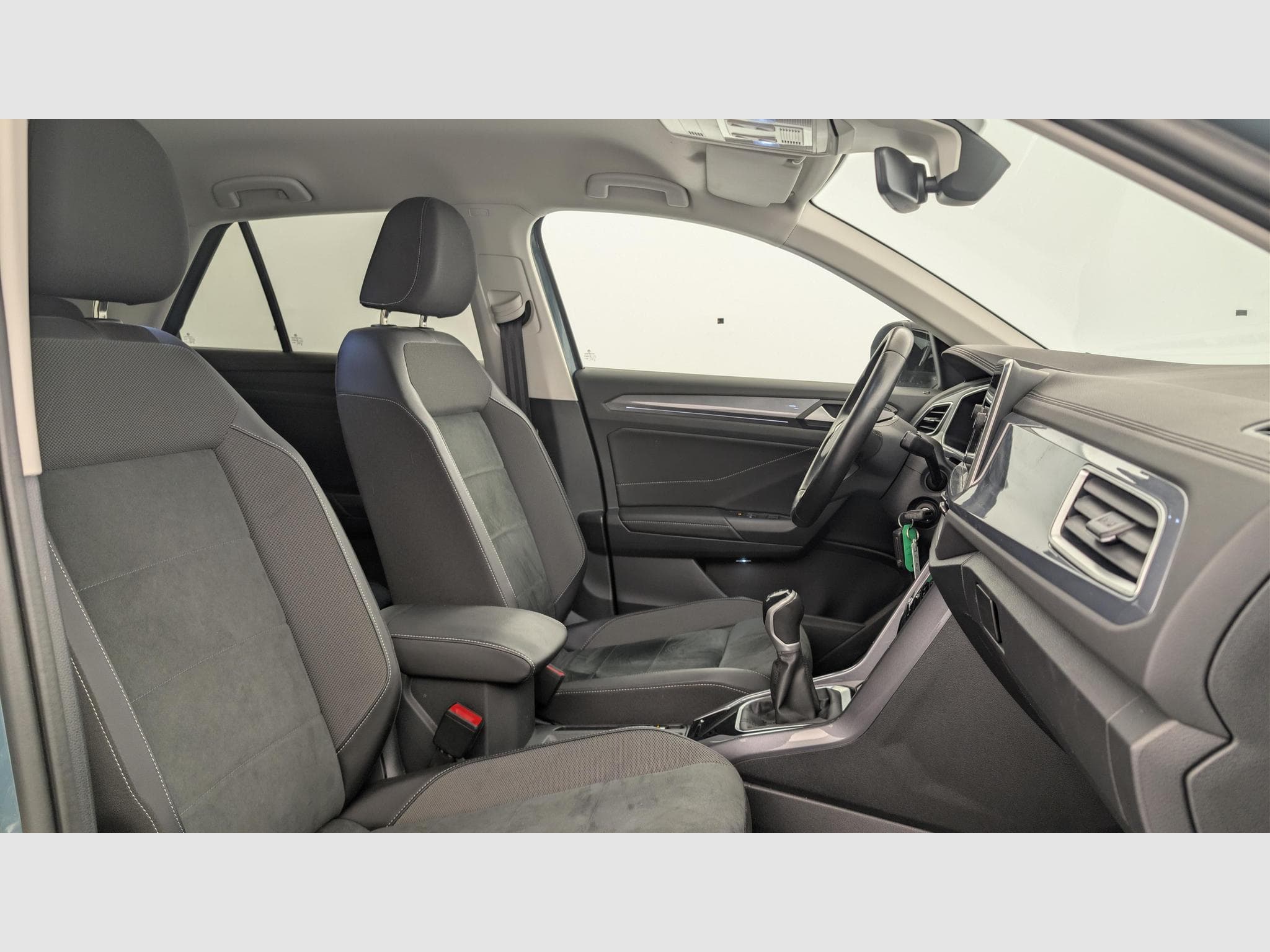 VW T-Roc 1.0 TSI 110 START/STOP BVM6 STYLE (2023) - Photo 9