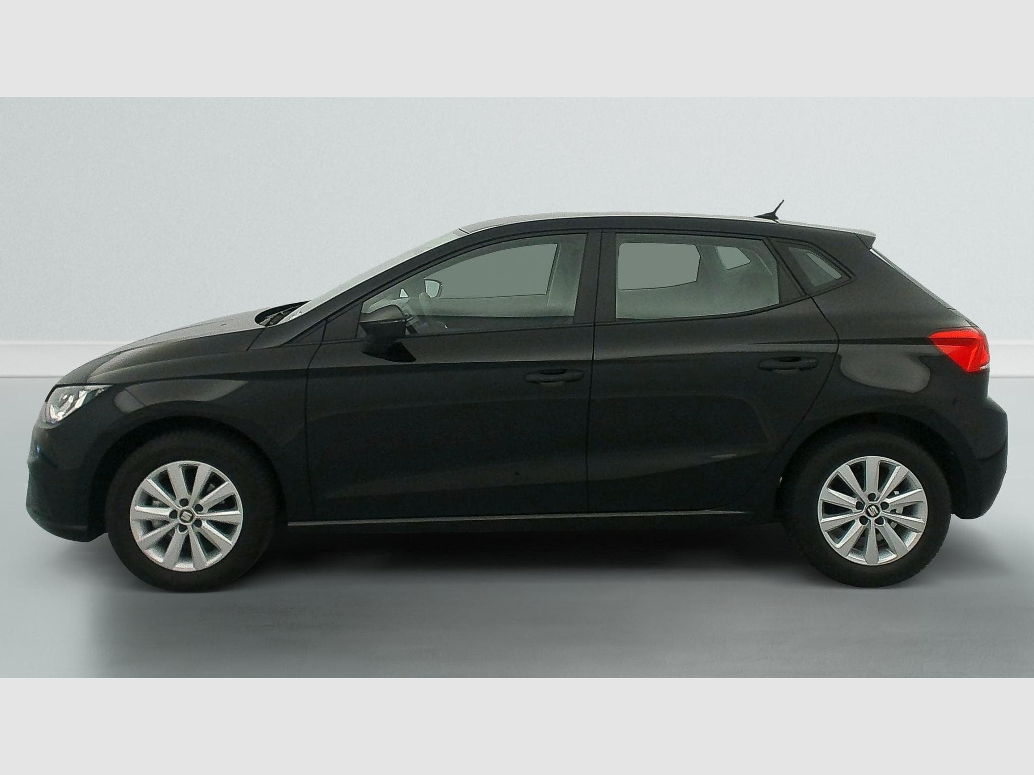 Seat IBIZA 1.0 MPI 80 ch S/S BVM5 Reference (2021) - Photo 4