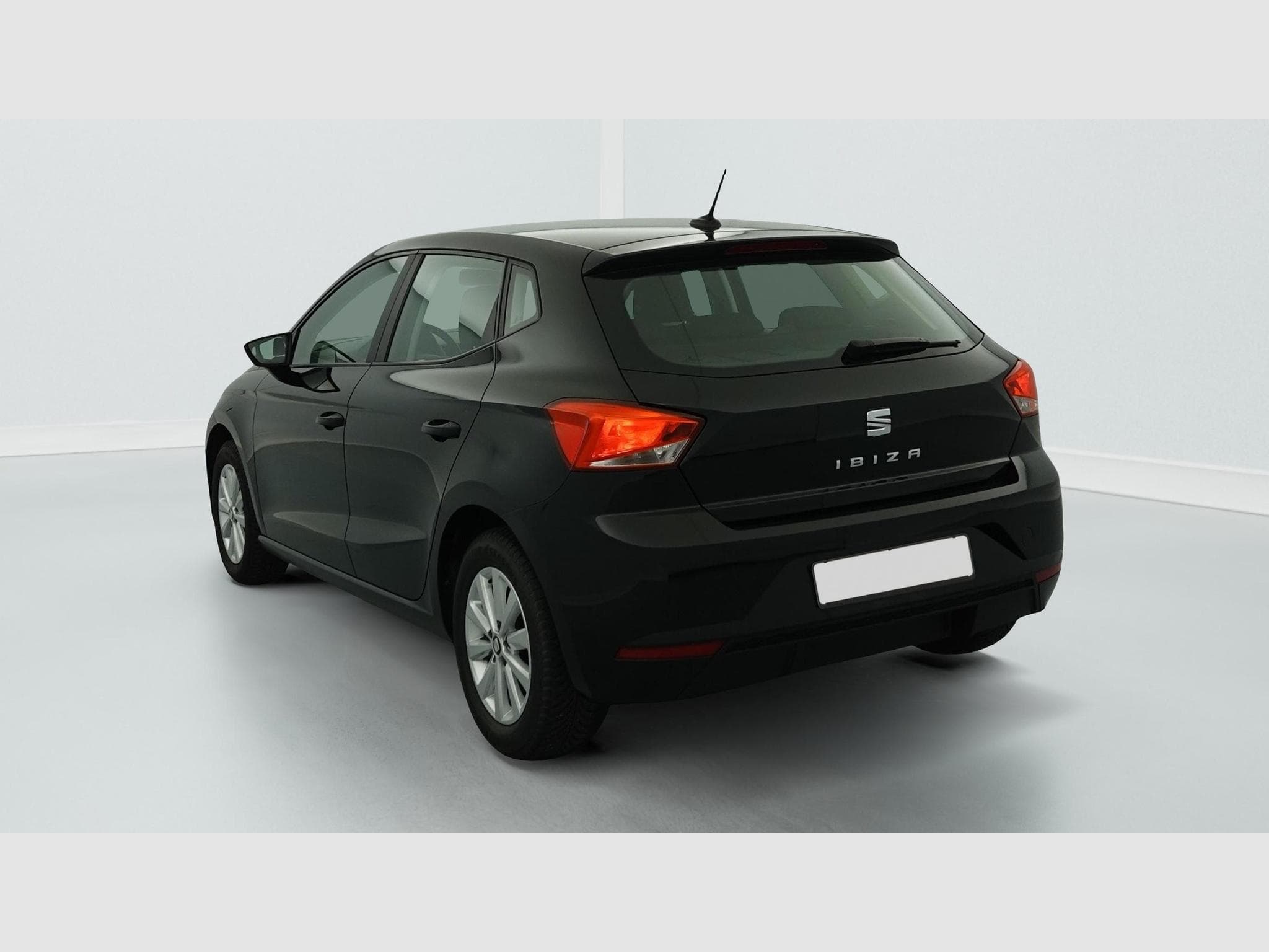 Seat IBIZA 1.0 MPI 80 ch S/S BVM5 Reference (2021) - Photo 5