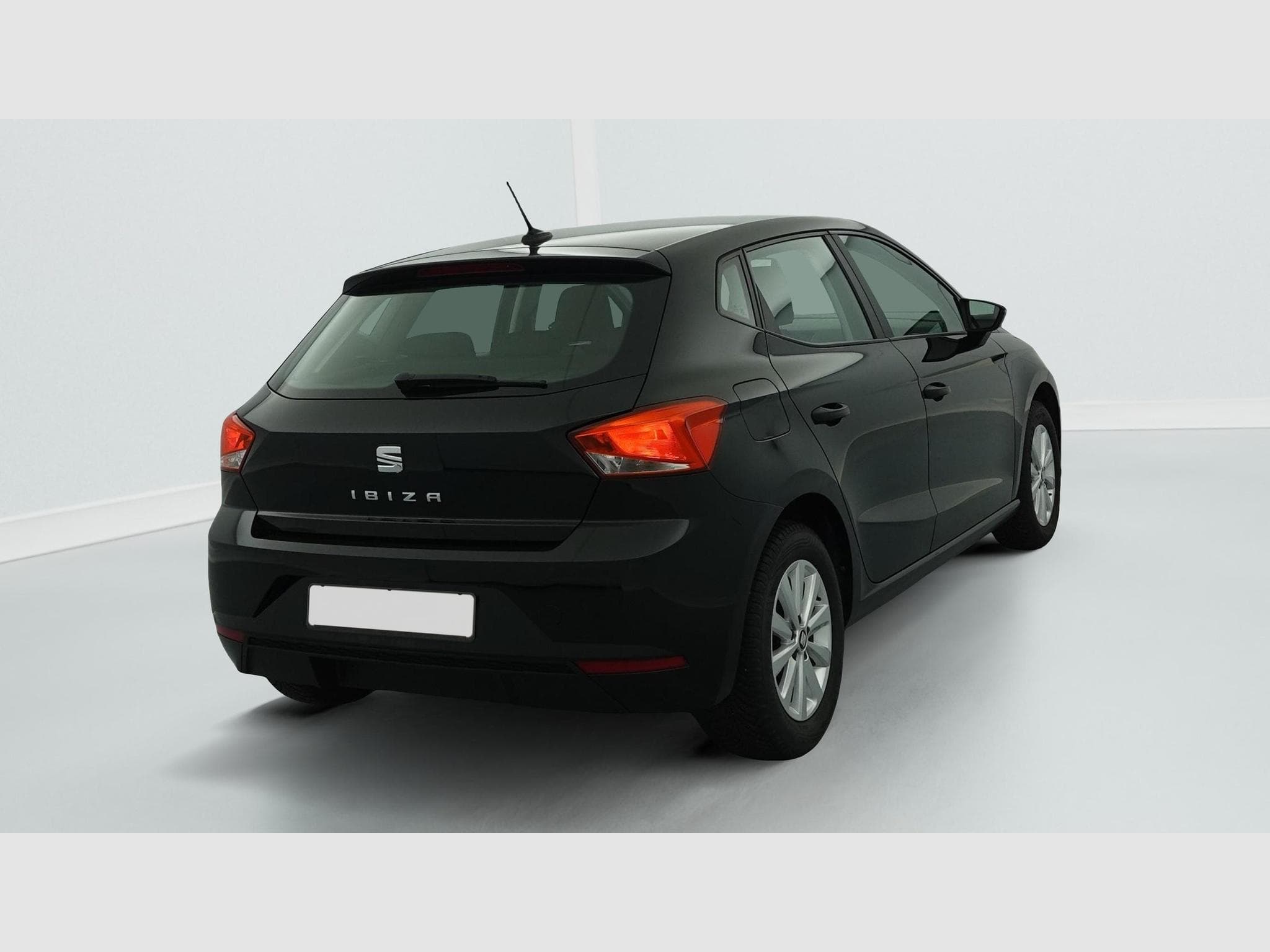 Seat IBIZA 1.0 MPI 80 ch S/S BVM5 Reference (2021) - Photo 7