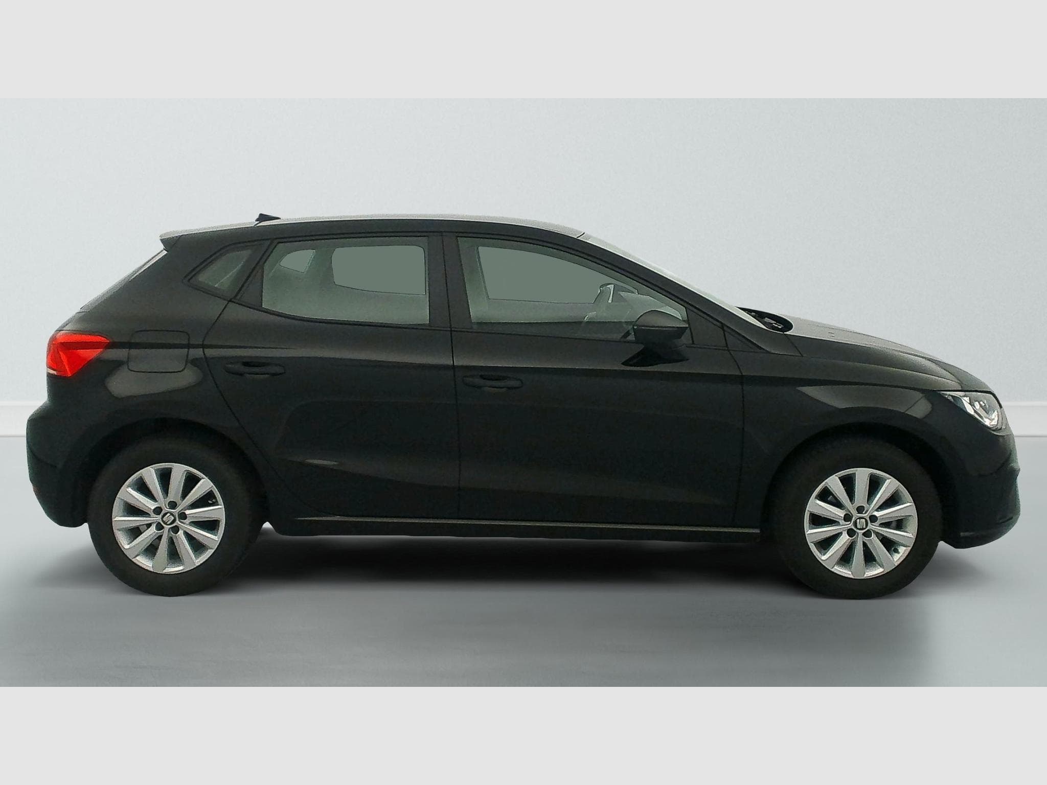 Seat IBIZA 1.0 MPI 80 ch S/S BVM5 Reference (2021) - Photo 8