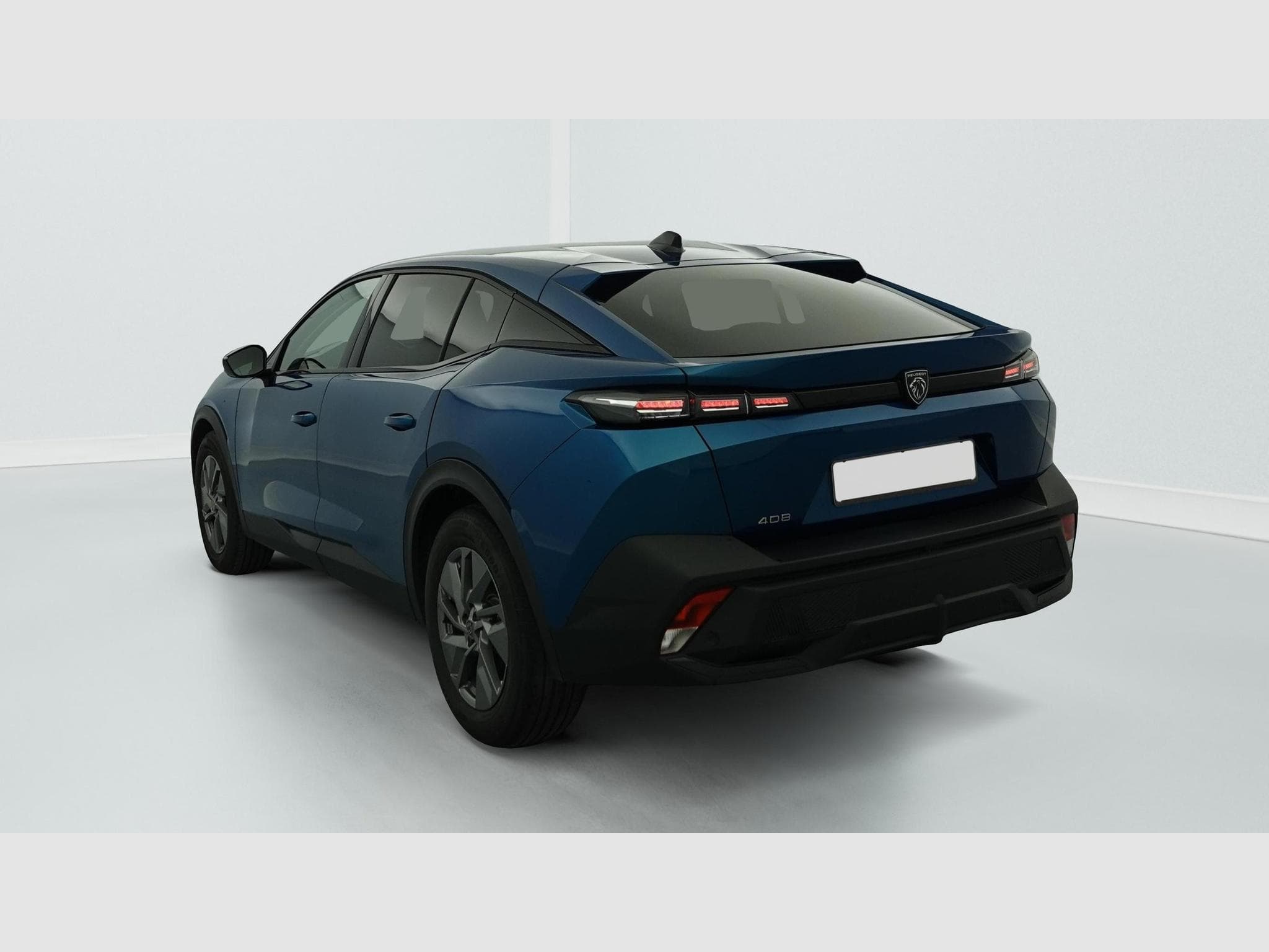 Peugeot 408 Hybrid 145 e-DCS6 Allure (2025) - Photo 5