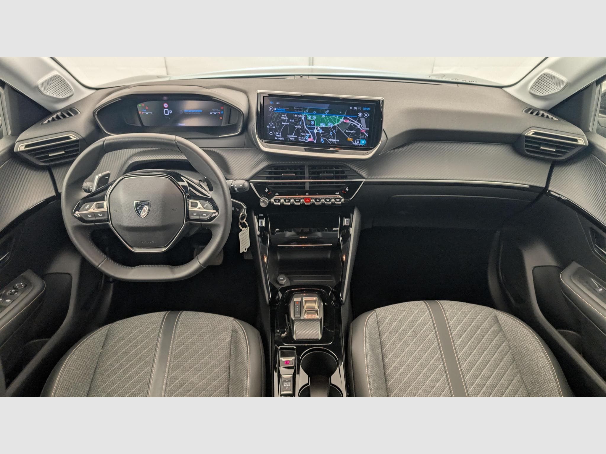 Peugeot 208 PureTech 100 S&S EAT8 Allure (2024) - Photo 13