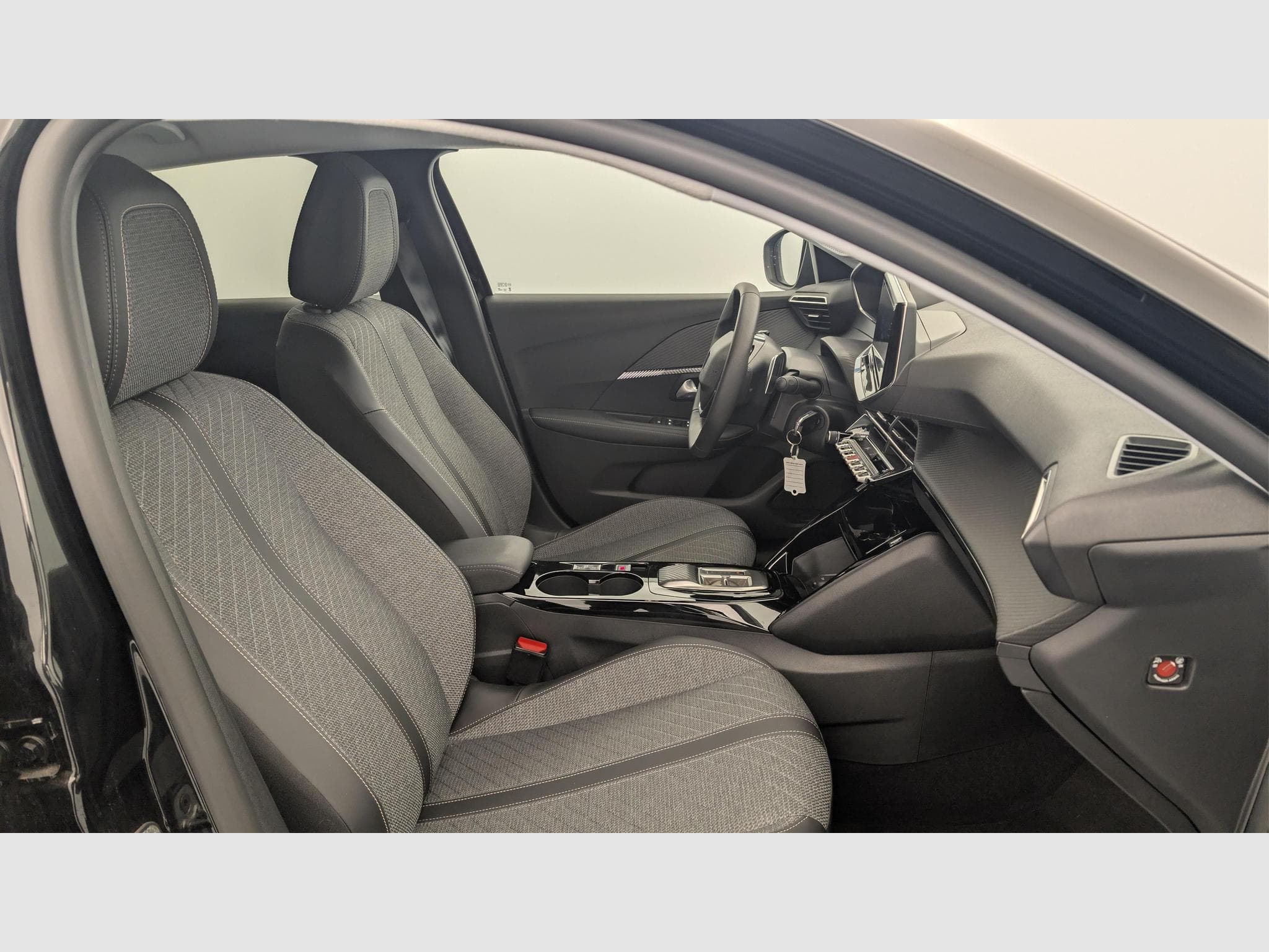 Peugeot 208 PureTech 100 S&S EAT8 Allure (2024) - Photo 9