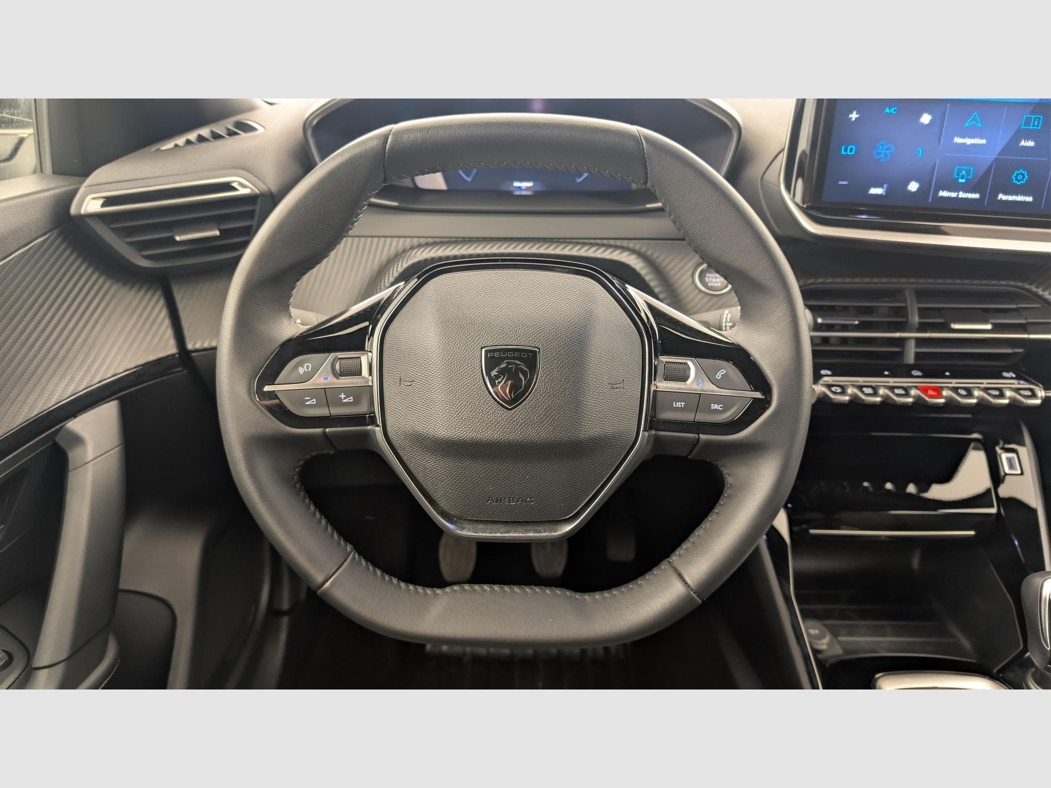 Peugeot 2008 100 S&S BVM6 Allure (2025) - Photo 14