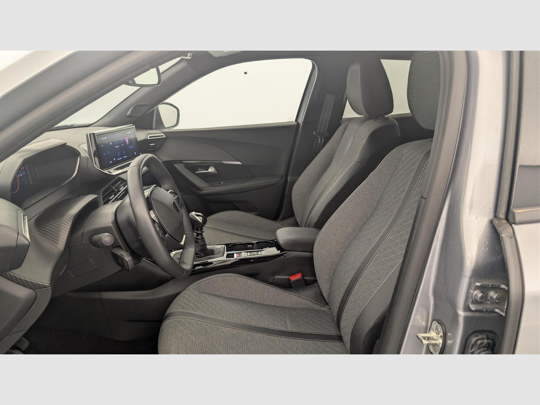 Peugeot 2008 100 S&S BVM6 Allure (2025) - Photo 16
