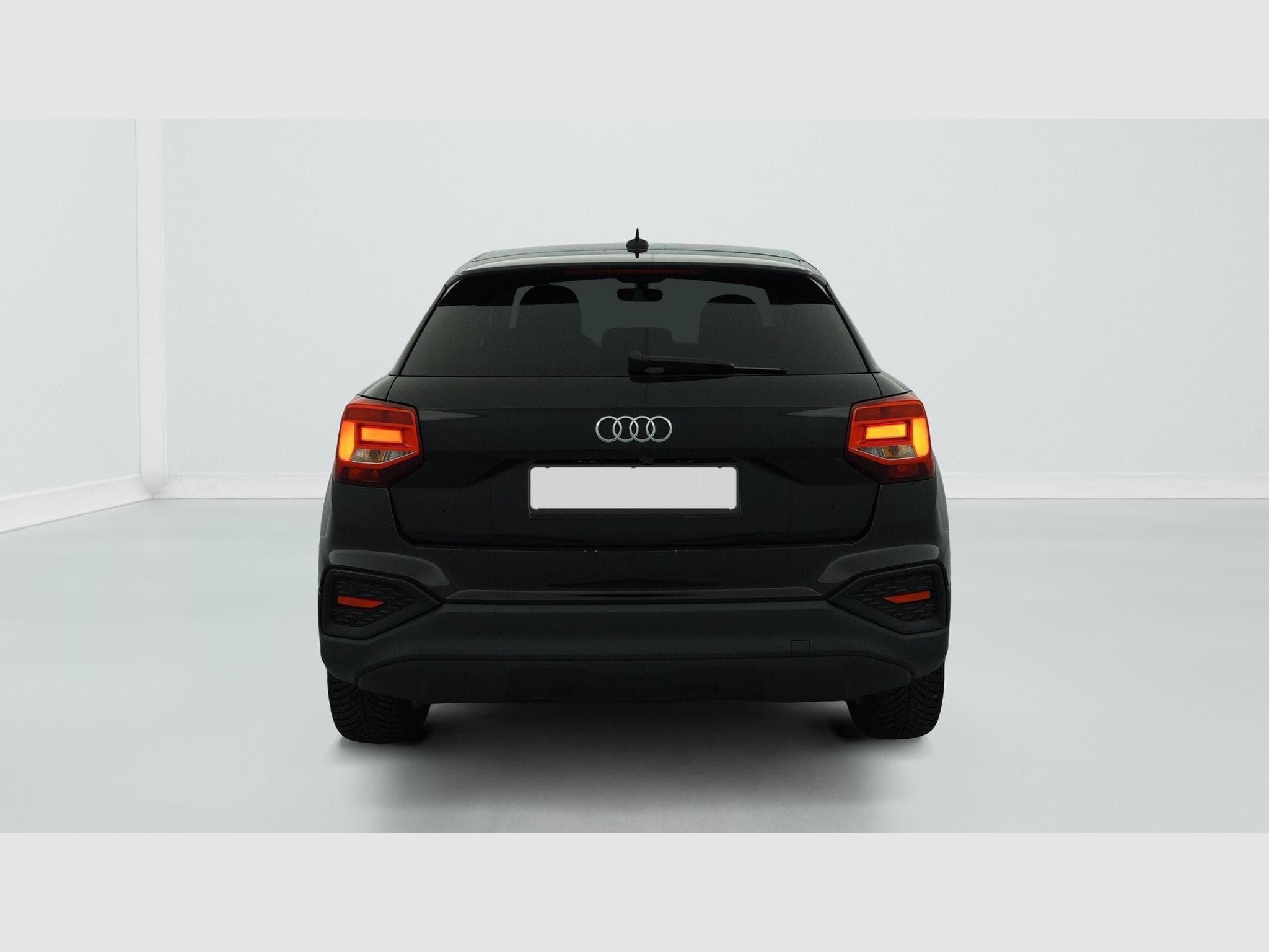 Audi Q2 35 TFSI 150 S tronic 7 Design (2022) - Photo 6