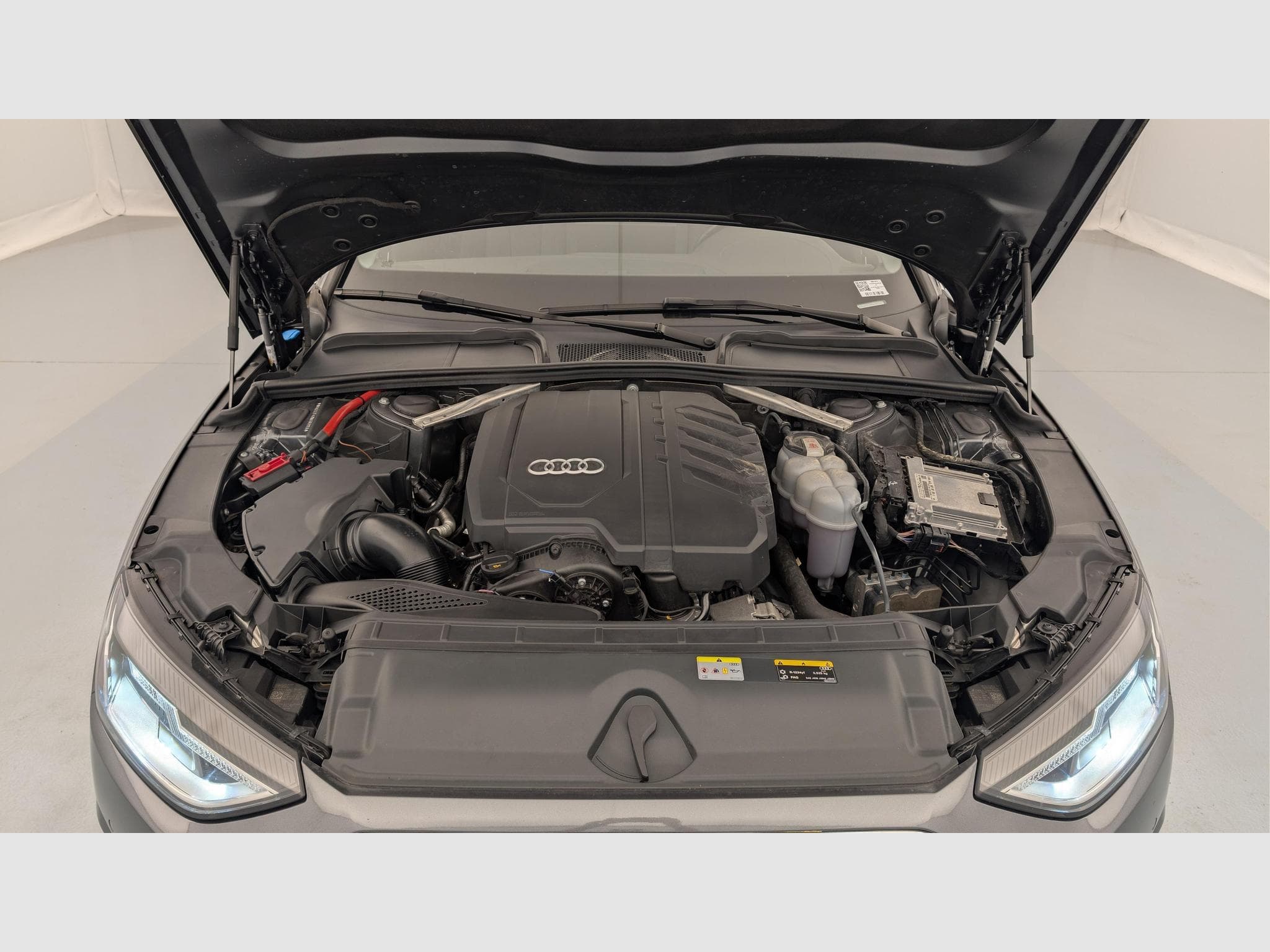 Audi A4 35 TFSI 150 S tronic 7 Design (2021) - Photo 20