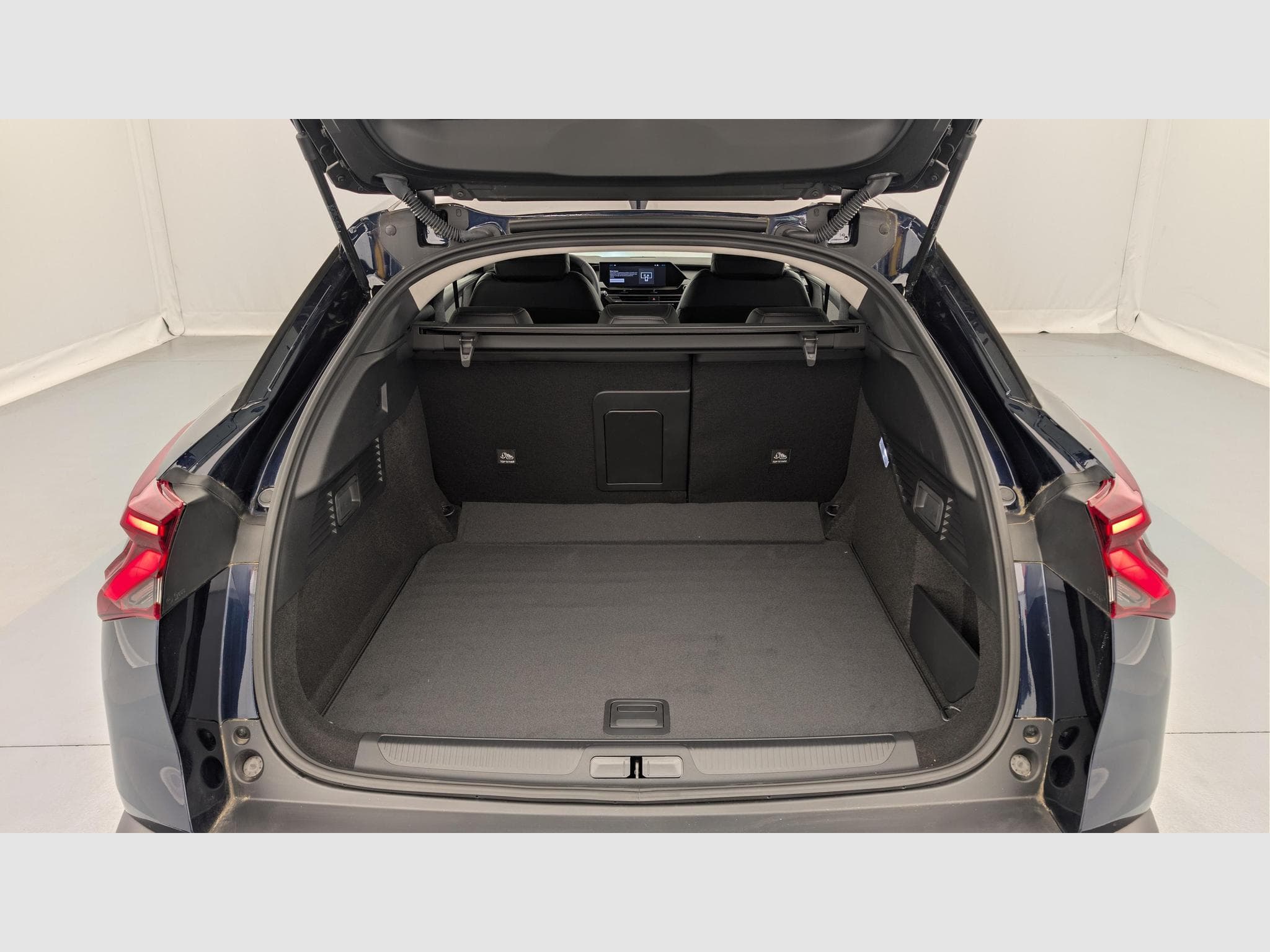 CitroëN C5 X PureTech 130 EAT8 You (2025) - Photo 11