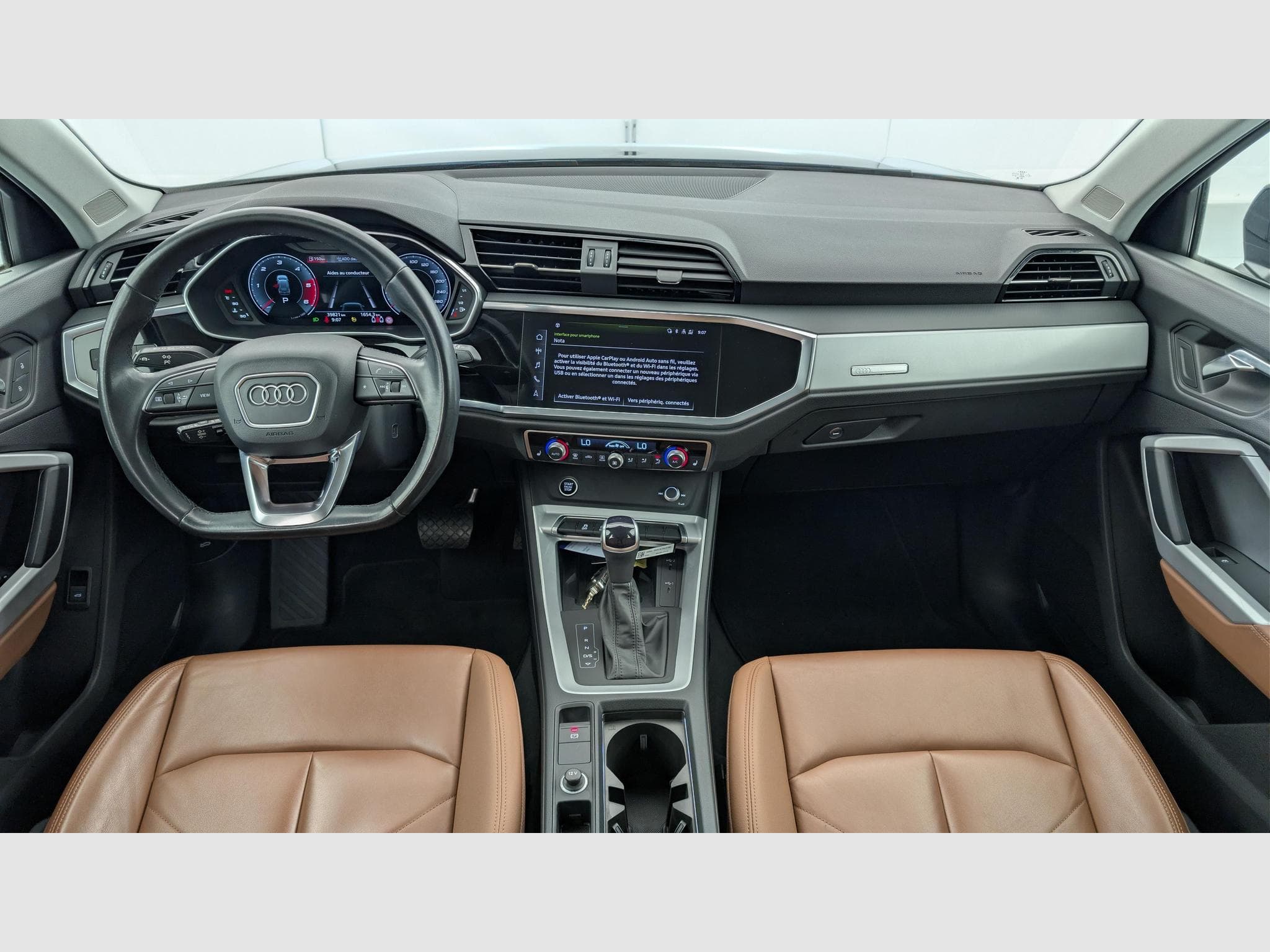 Audi Q3 35 TDI 150 ch S tronic 7 Design (2023) - Photo 13