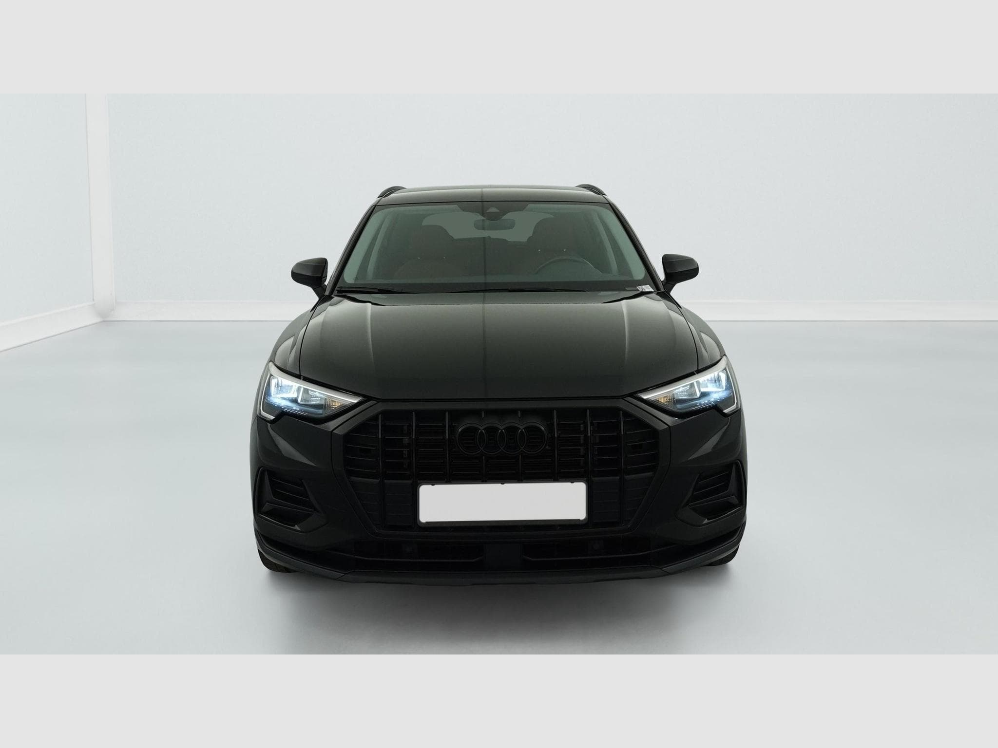 Audi Q3 35 TDI 150 ch S tronic 7 Design (2023) - Photo 2