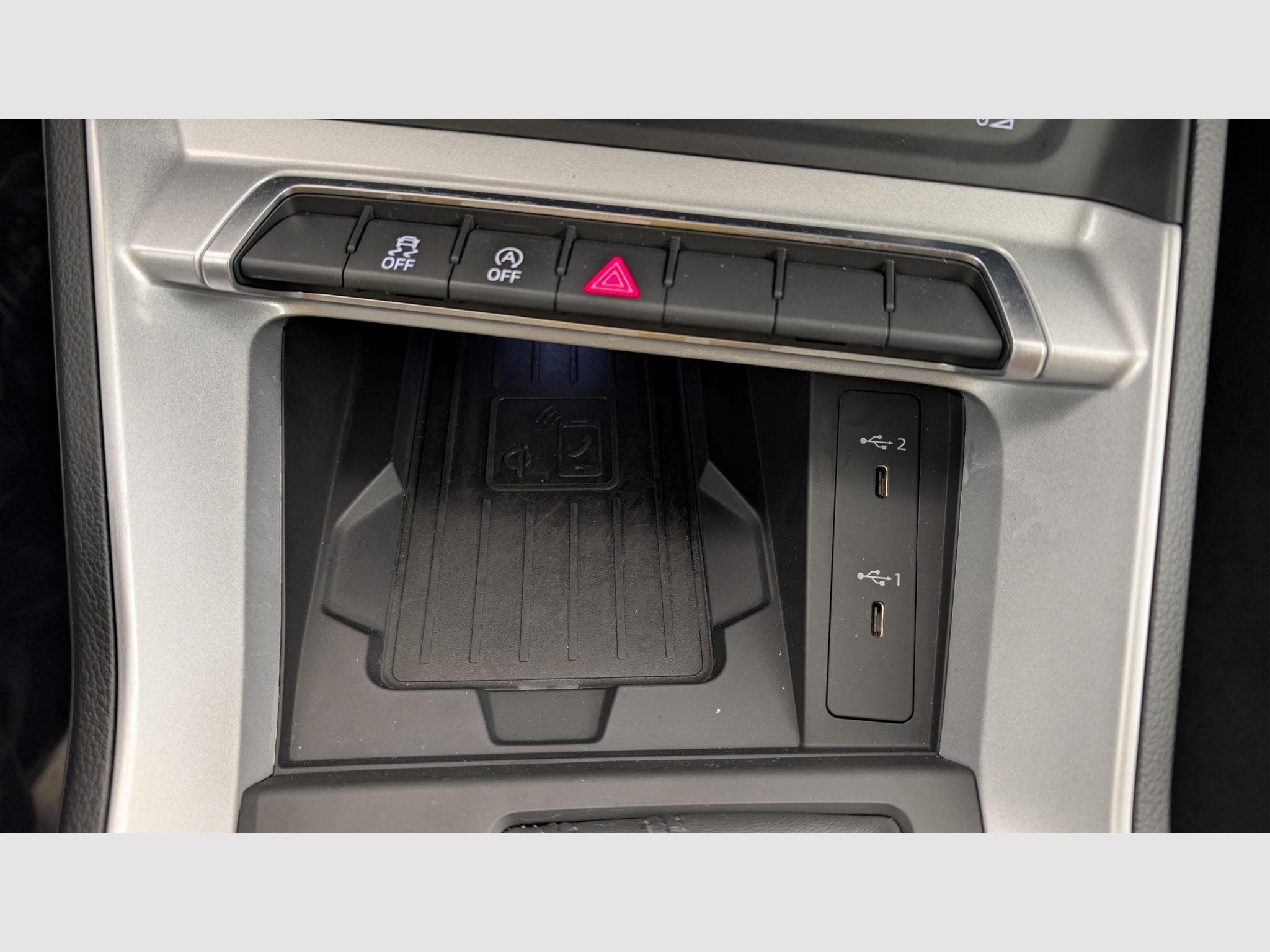 Audi Q3 35 TDI 150 ch S tronic 7 Design (2023) - Photo 20