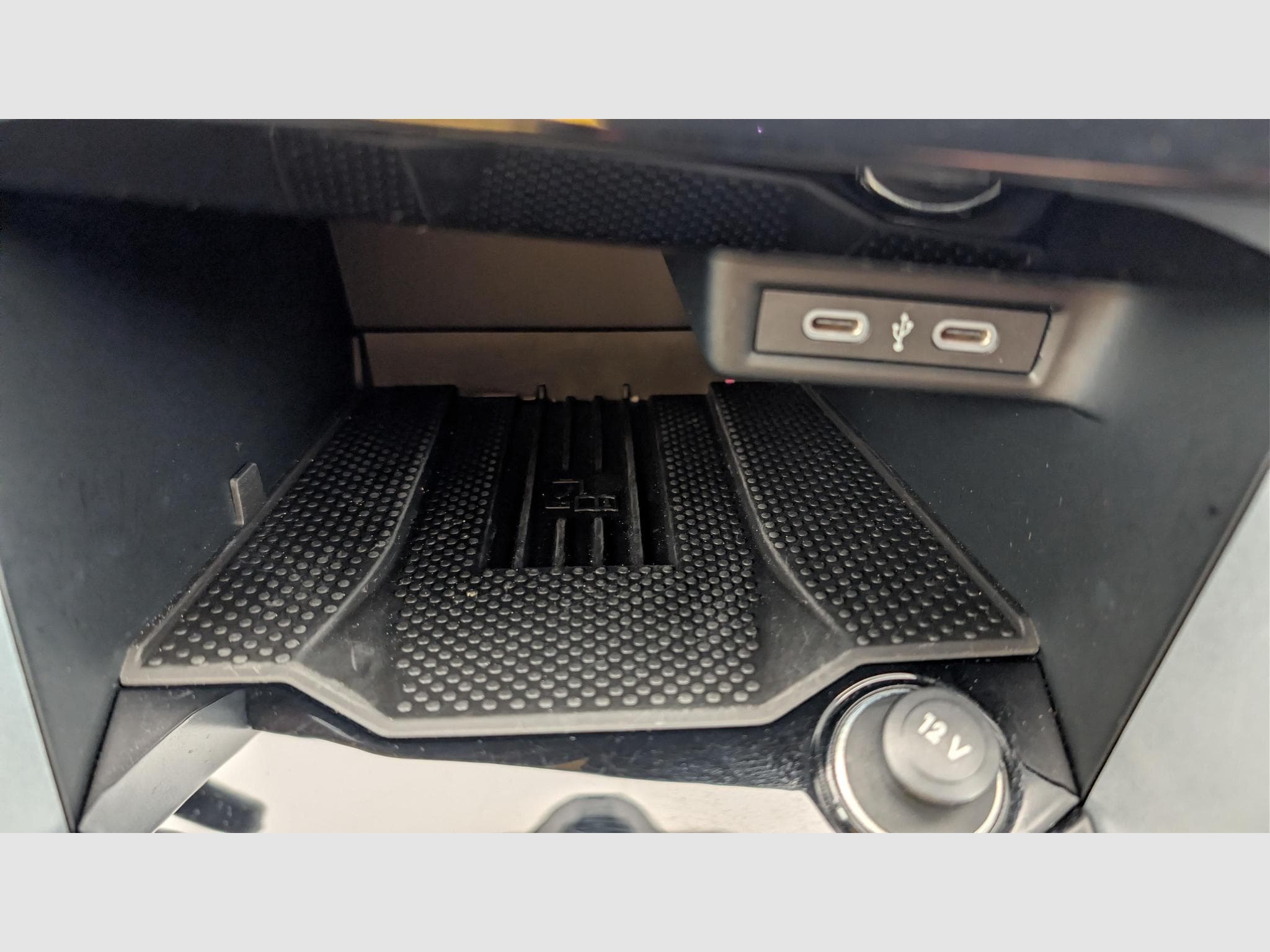 VW T-Roc 2.0 TDI 150 Start/Stop DSG7 Life Plus (2024) - Photo 20
