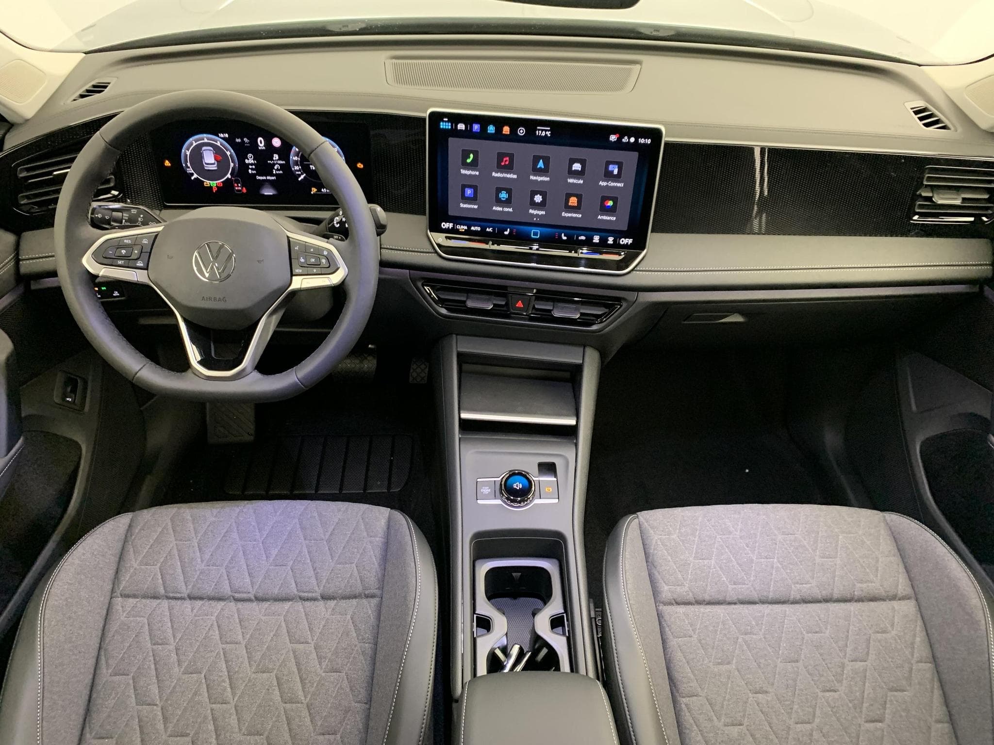 VW Tiguan 1.5 eTSI 131ch DSG7 Life (2026) - Photo 12