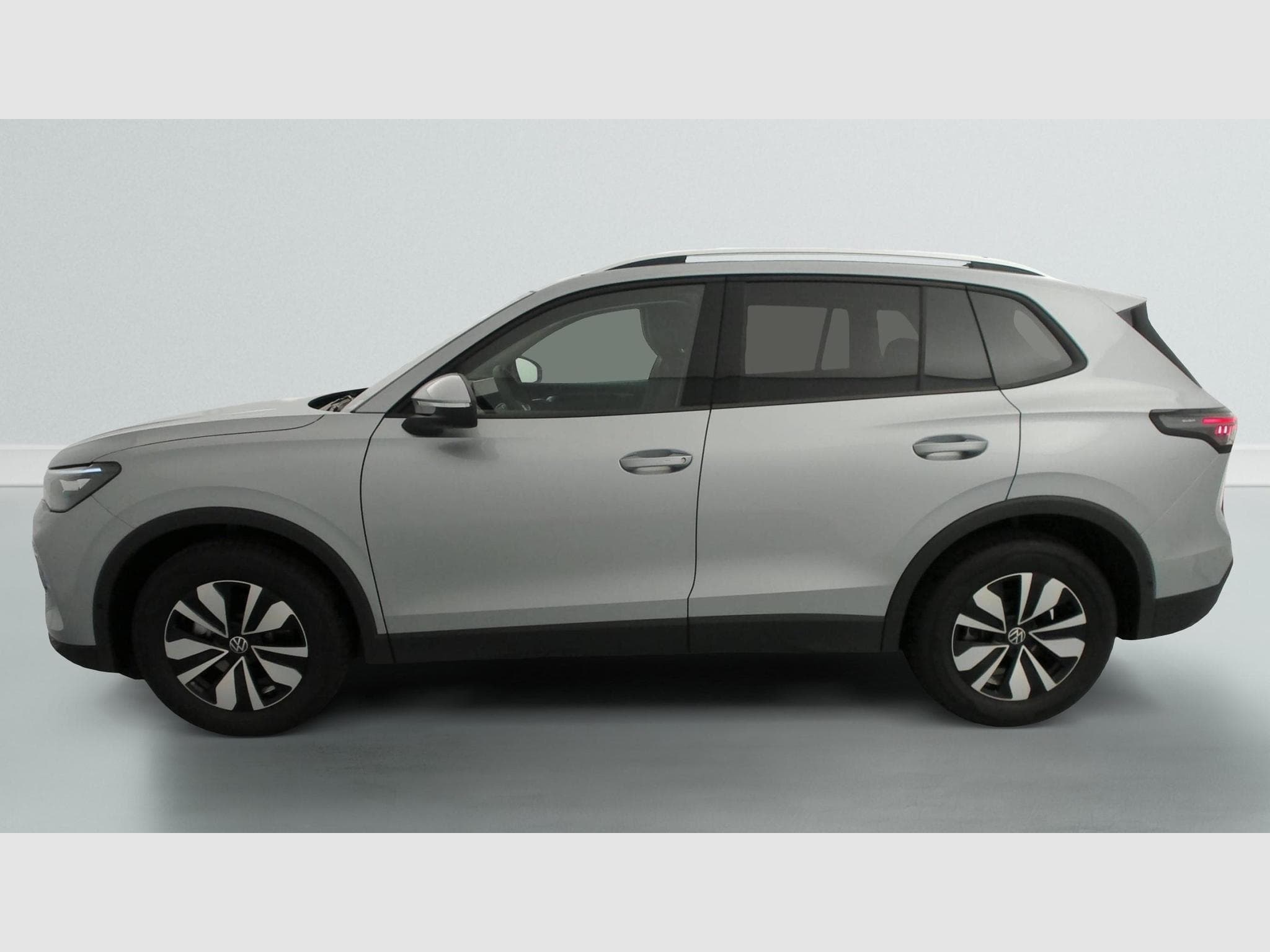 VW Tiguan 1.5 eTSI 131ch DSG7 Life (2026) - Photo 4