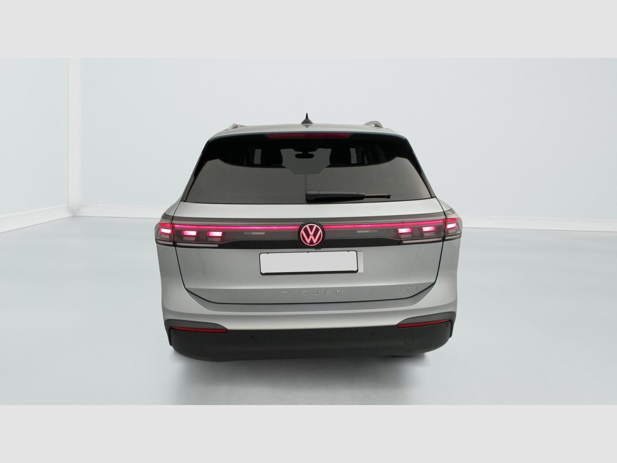 VW Tiguan 1.5 eTSI 131ch DSG7 Life (2026) - Photo 6