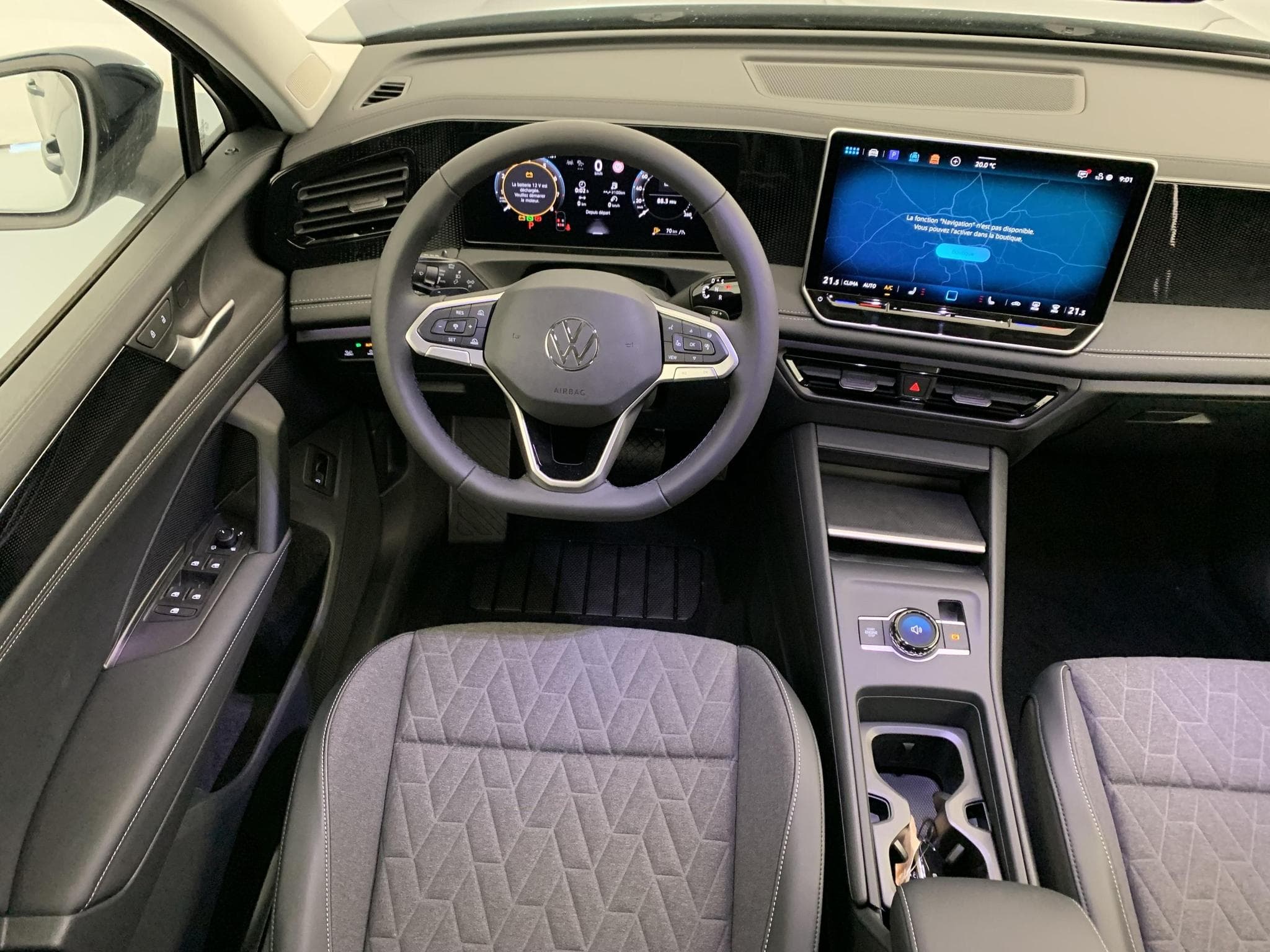 VW Tiguan 1.5 eTSI 131ch DSG7 Life (2026) - Photo 13