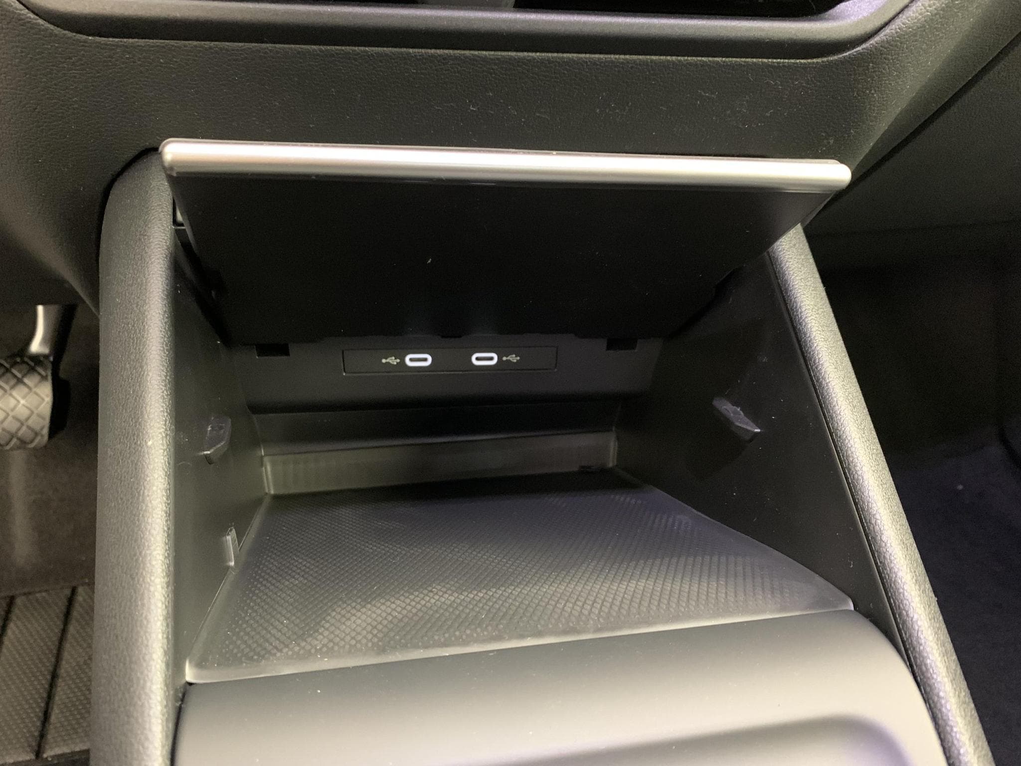 VW Tiguan 1.5 eTSI 131ch DSG7 Life (2026) - Photo 16
