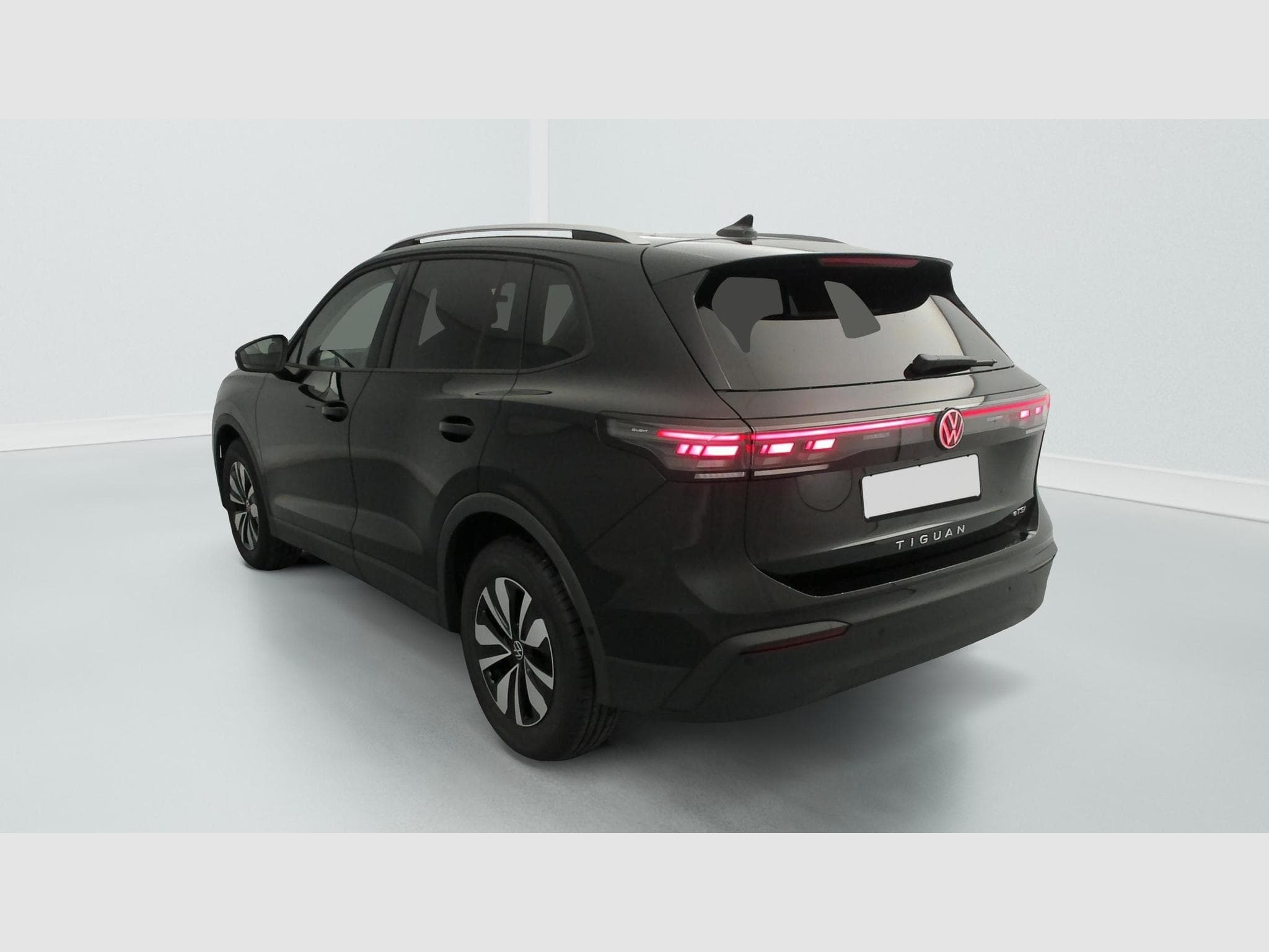 VW Tiguan 1.5 eTSI 131ch DSG7 Life (2026) - Photo 5