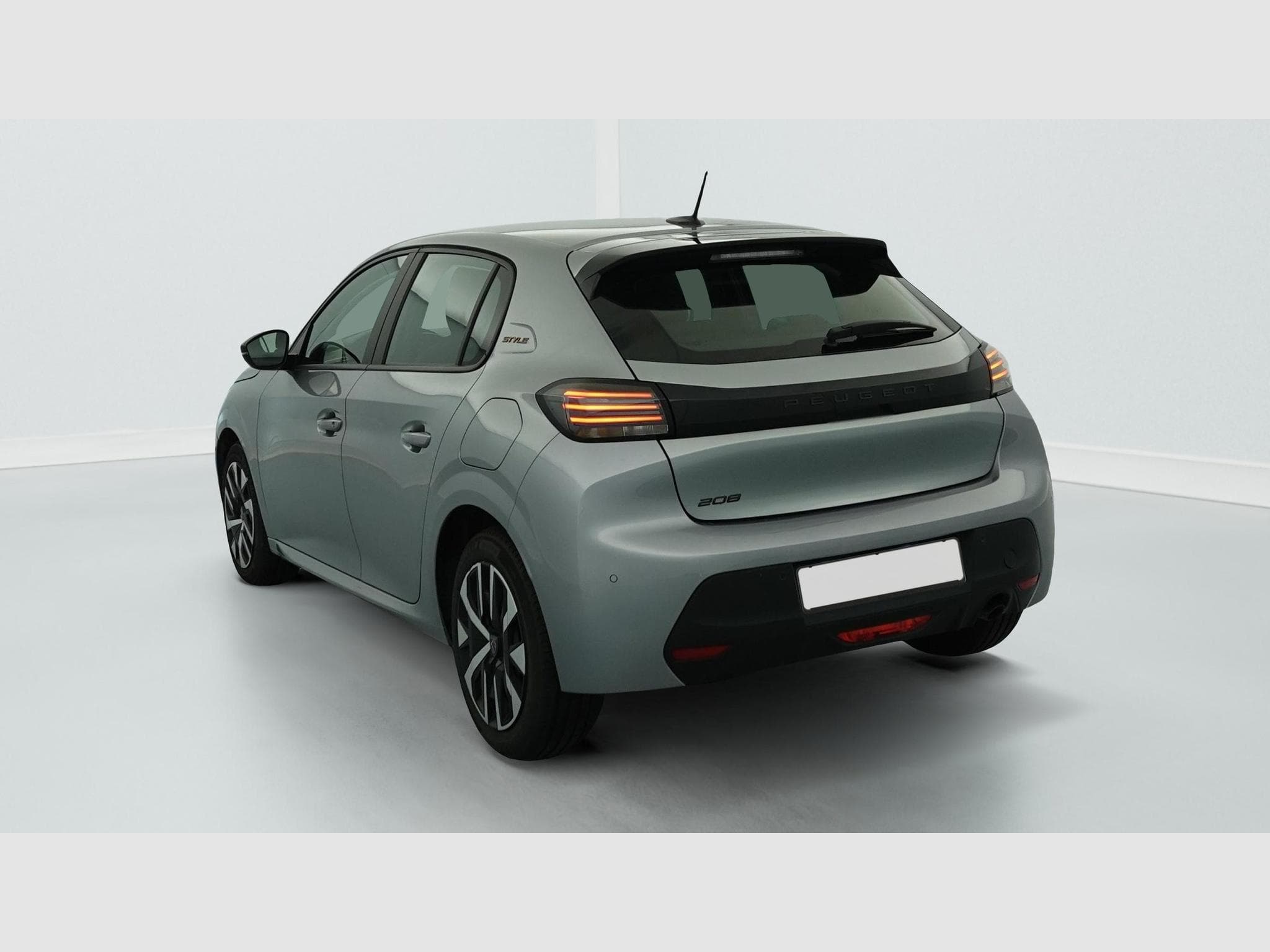 Peugeot 208 100 S&S BVM6 Style (2025) - Photo 5