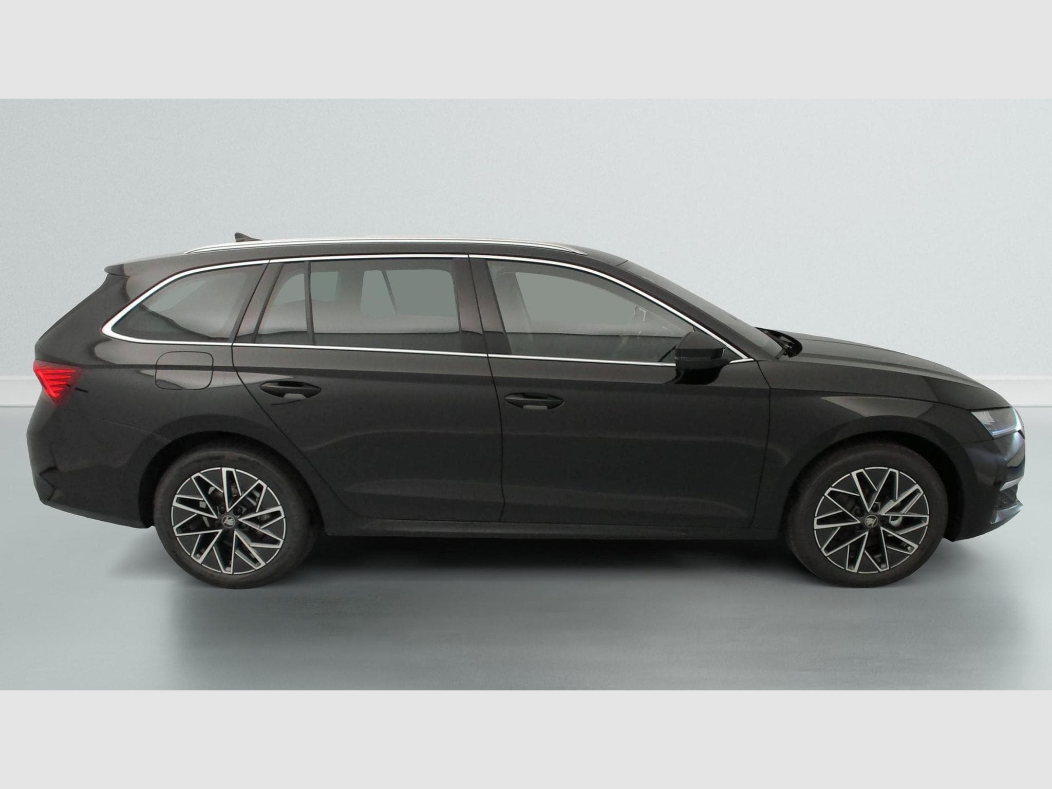 Skoda Octavia 2.0 TDI 150 ch SCR DSG7 Selection (2026) - Foto 8
