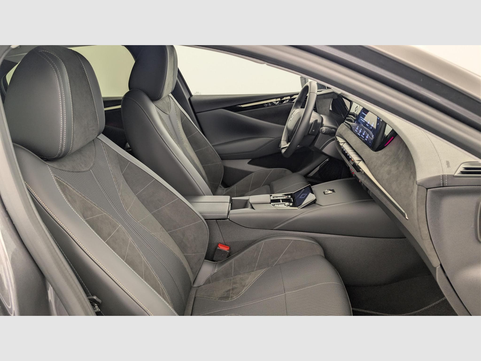 DS Automobiles DS4 PureTech 130 EAT8 Etoile - Alcantara (2024) - Foto 9