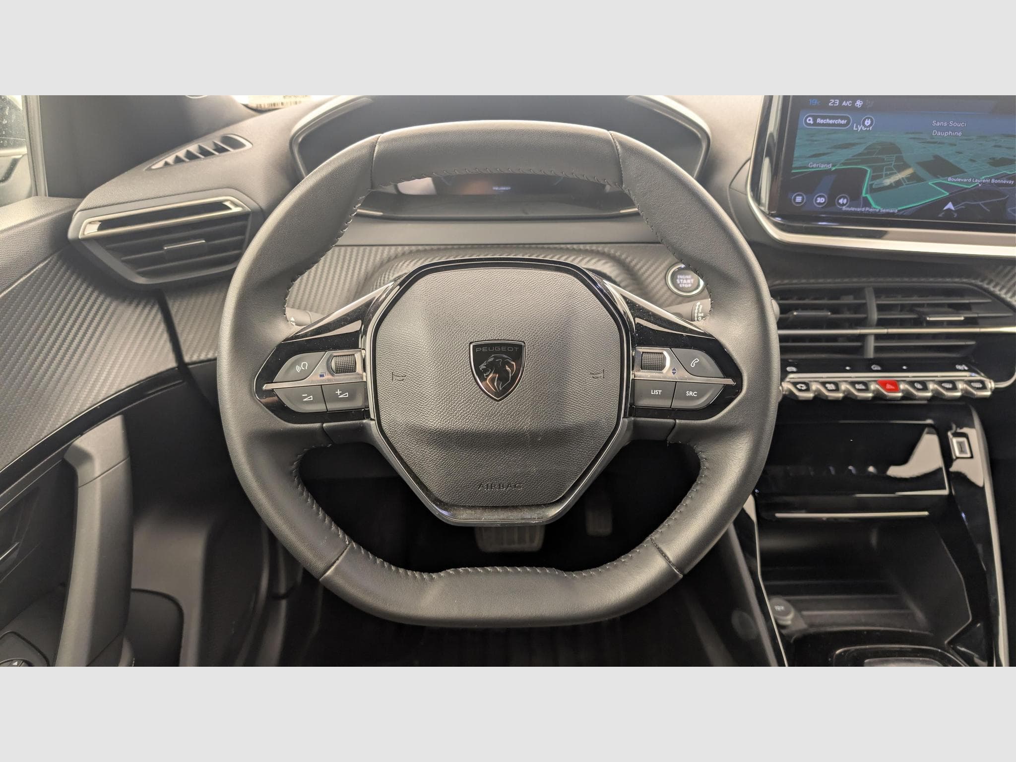 Peugeot 2008 ELECTRIQUE 50 kWh 136 ch Allure (2025) - Foto 14