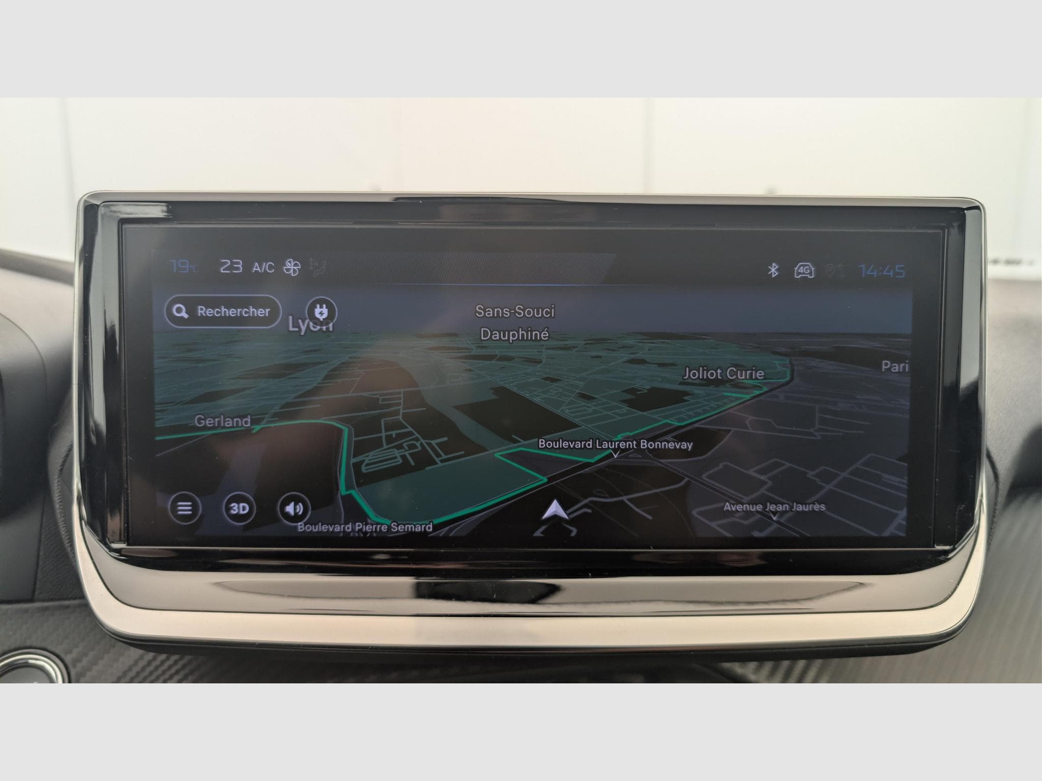Peugeot 2008 ELECTRIQUE 50 kWh 136 ch Allure (2025) - Foto 18