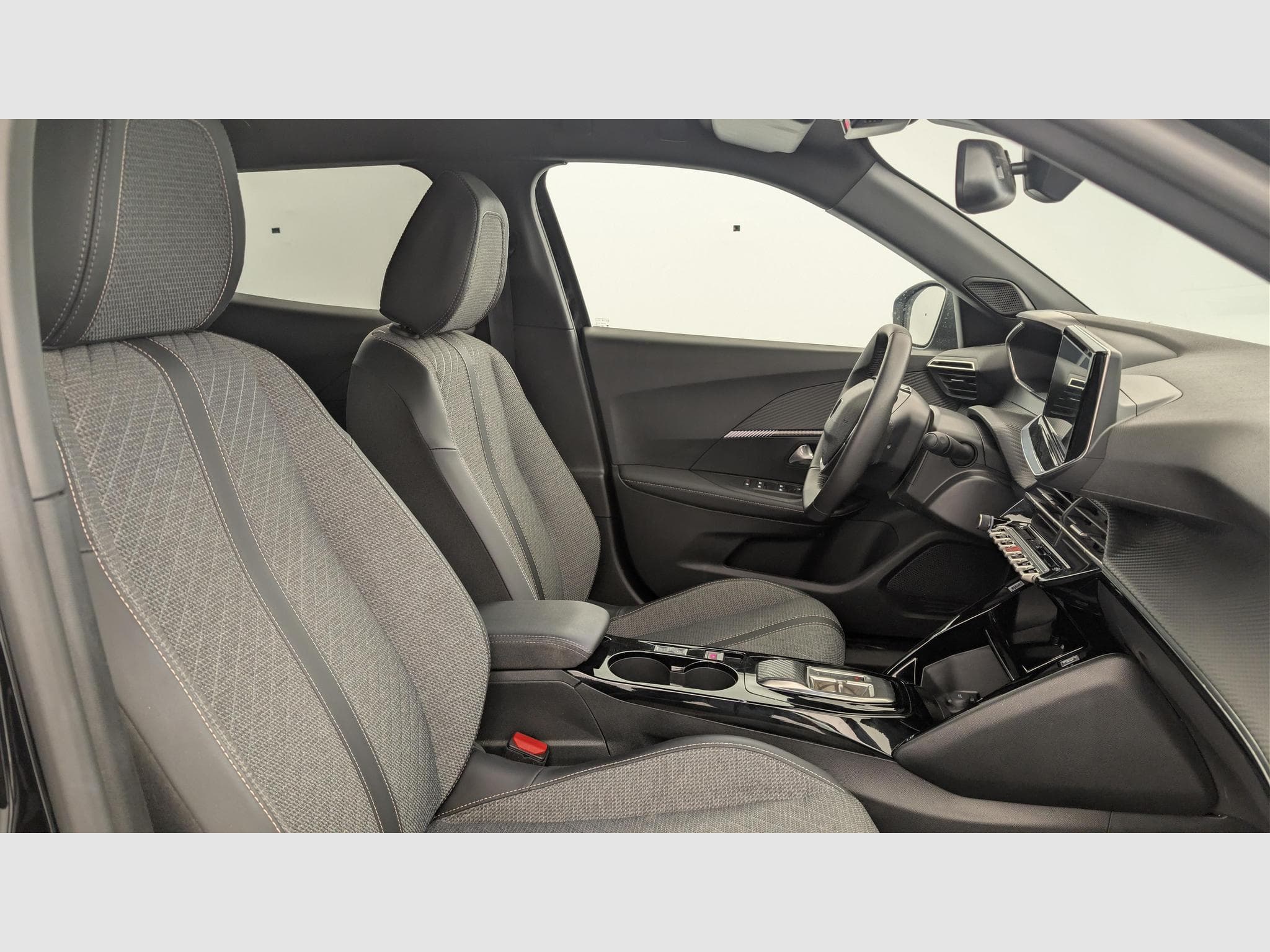 Peugeot 2008 ELECTRIQUE 50 kWh 136 ch Allure (2025) - Foto 9
