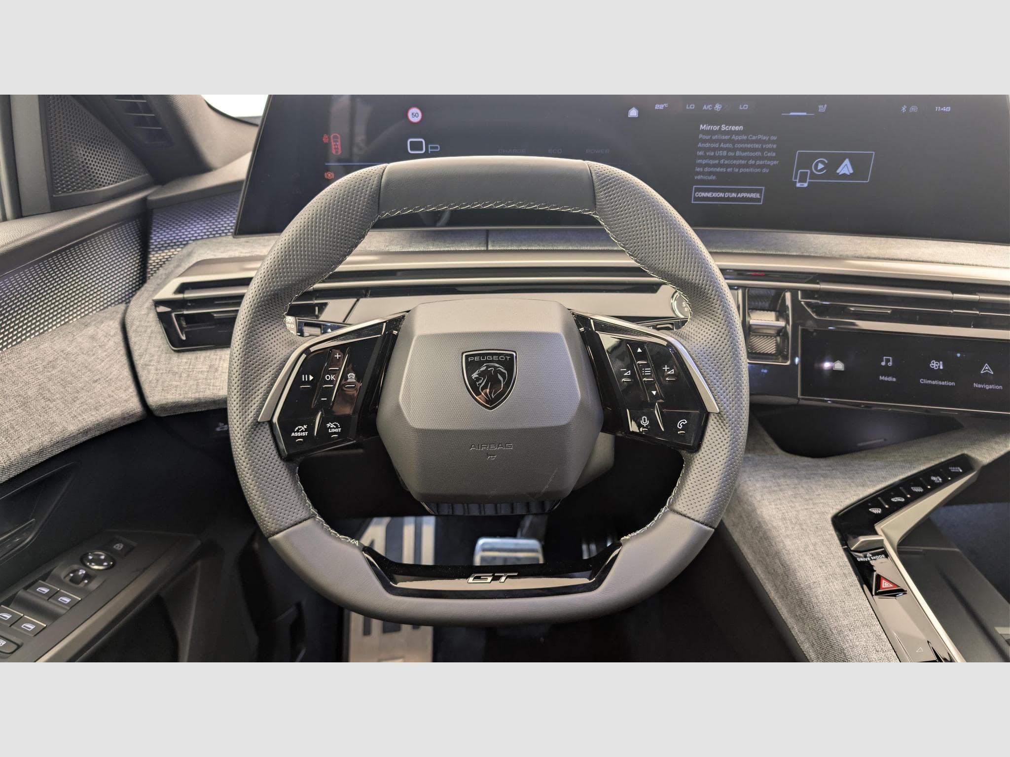 Peugeot 3008 Hybrid 145 e-DCS6 GT (2025) - Photo 14