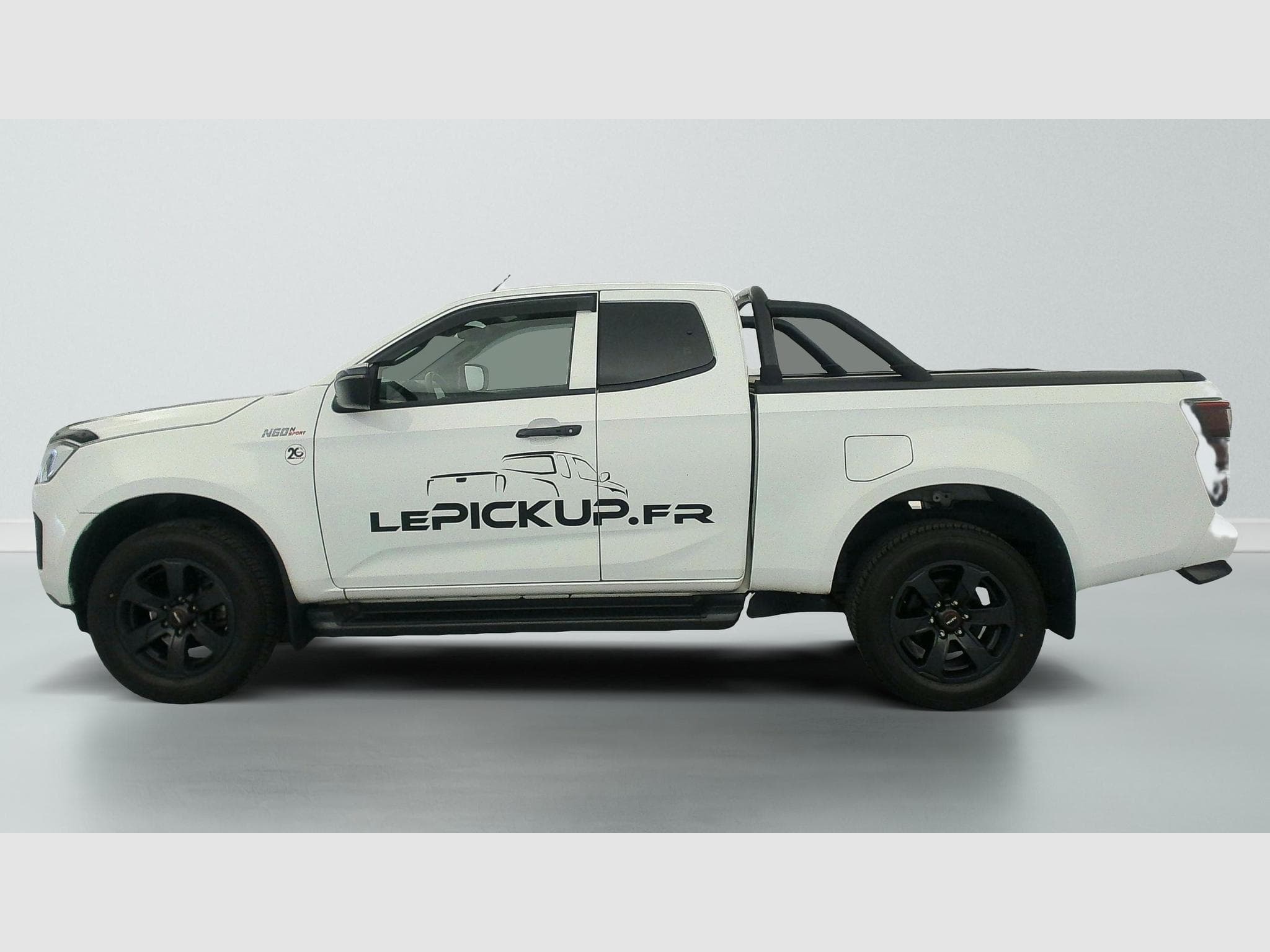 Isuzu D-MAX 1.9 4X4 SPACE CAB N60 NSPORT  MT VENTI- EDITION (2024) - Foto 4