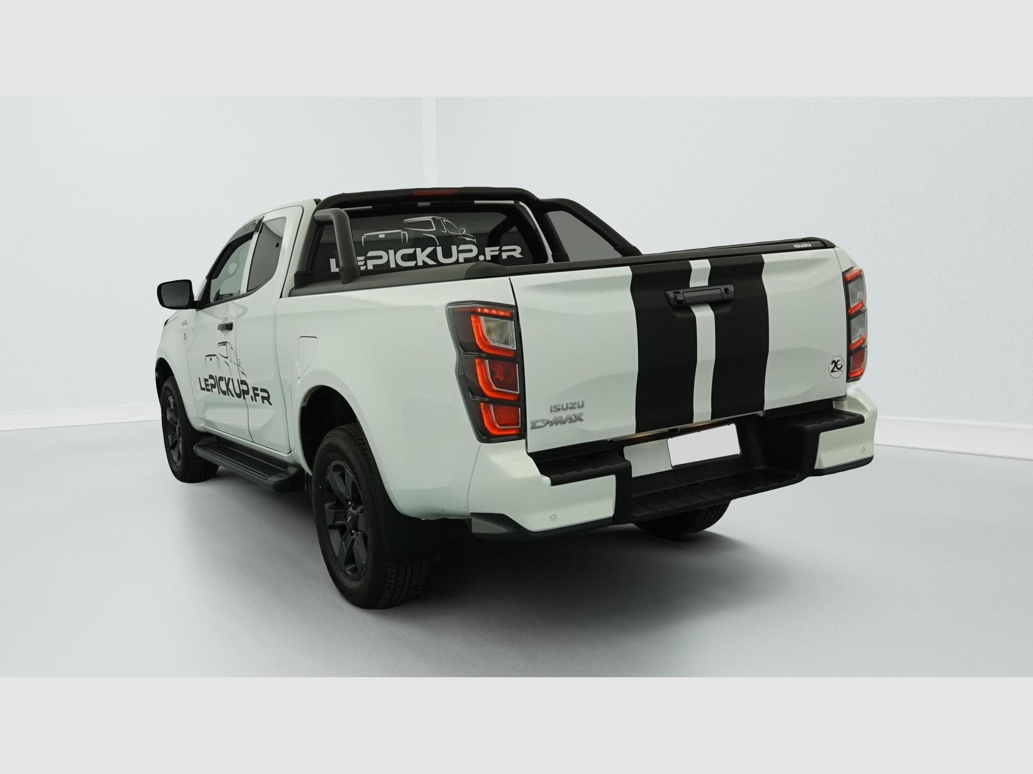 Isuzu D-MAX 1.9 4X4 SPACE CAB N60 NSPORT  MT VENTI- EDITION (2024) - Foto 5