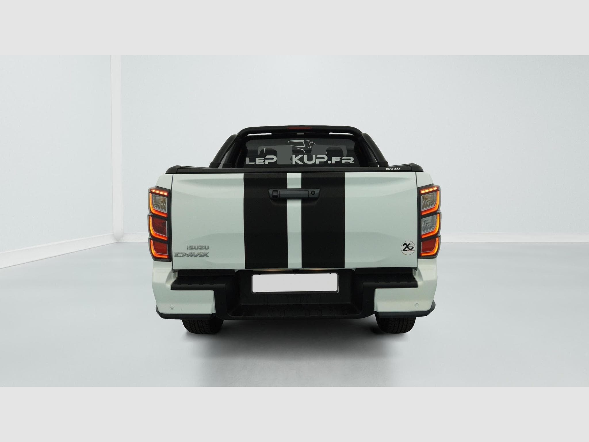 Isuzu D-MAX 1.9 4X4 SPACE CAB N60 NSPORT  MT VENTI- EDITION (2024) - Foto 6