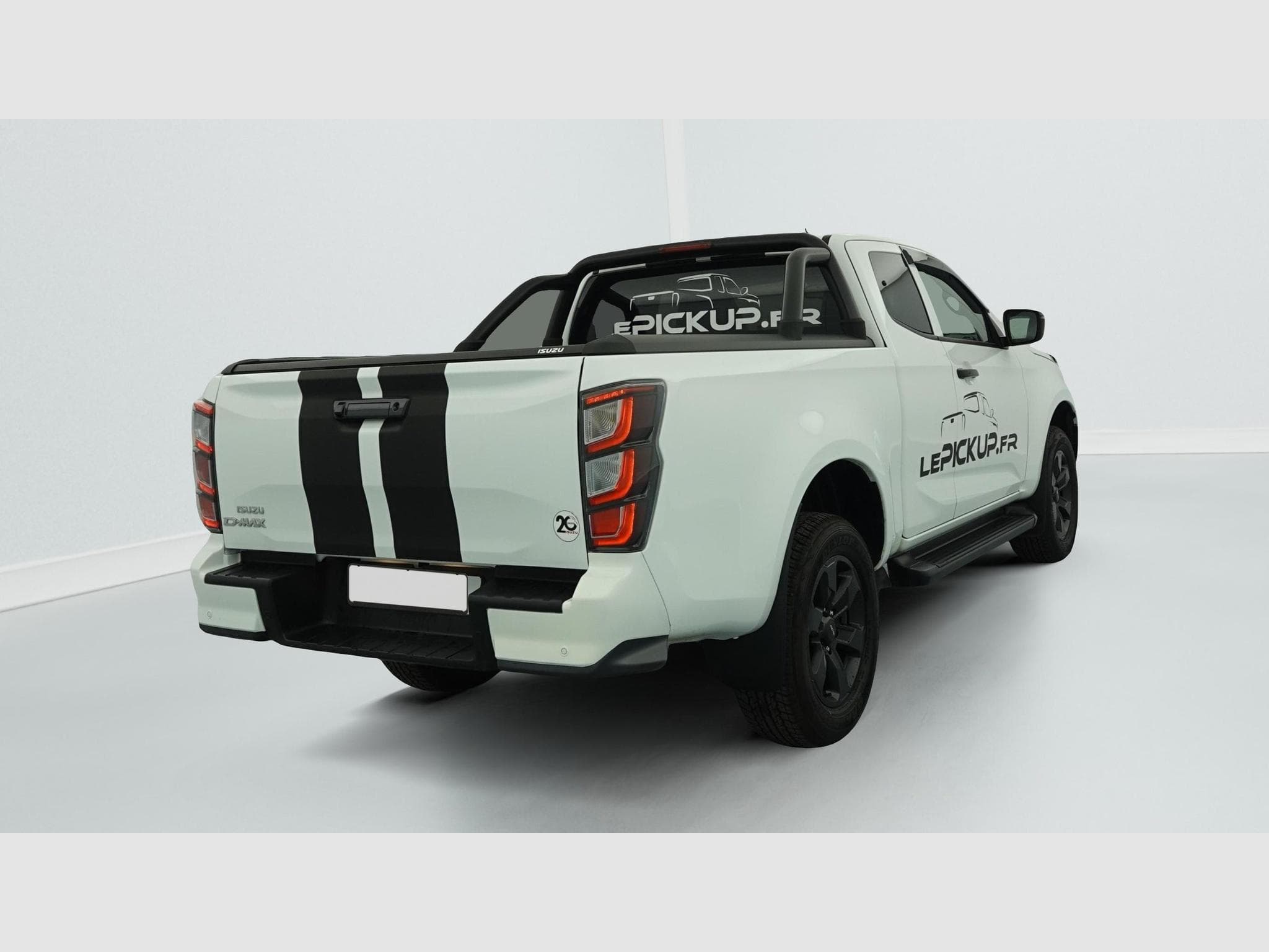 Isuzu D-MAX 1.9 4X4 SPACE CAB N60 NSPORT  MT VENTI- EDITION (2024) - Foto 7