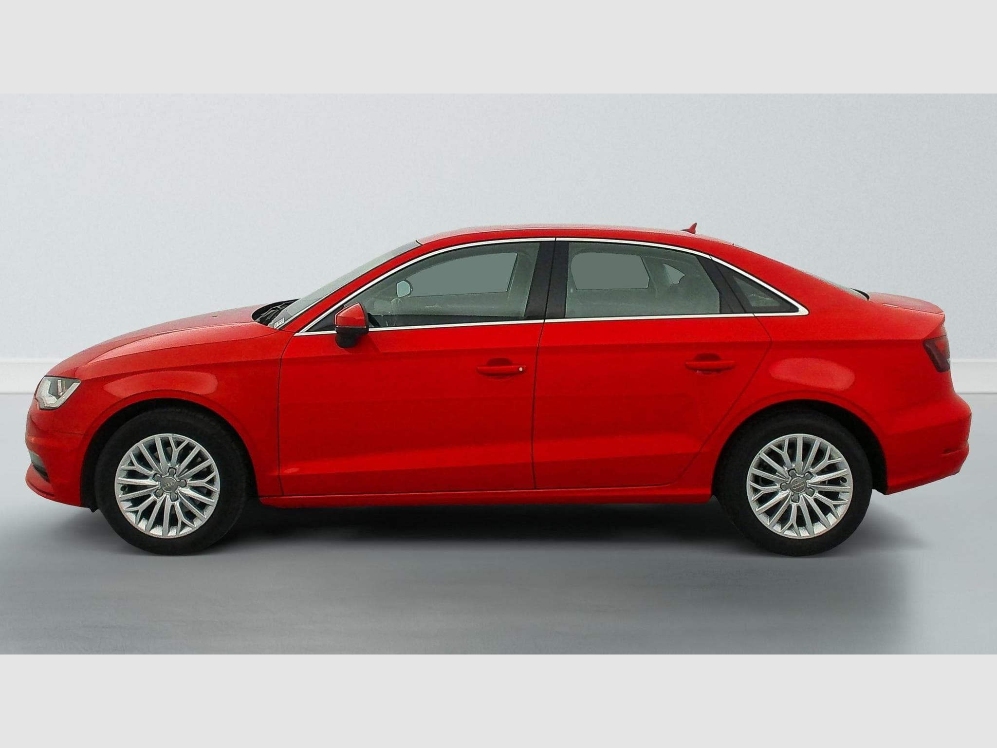 Audi A3 1.4 TFSI COD 140 AMBIENTE S TRONIC 7 (2014) - Foto 4