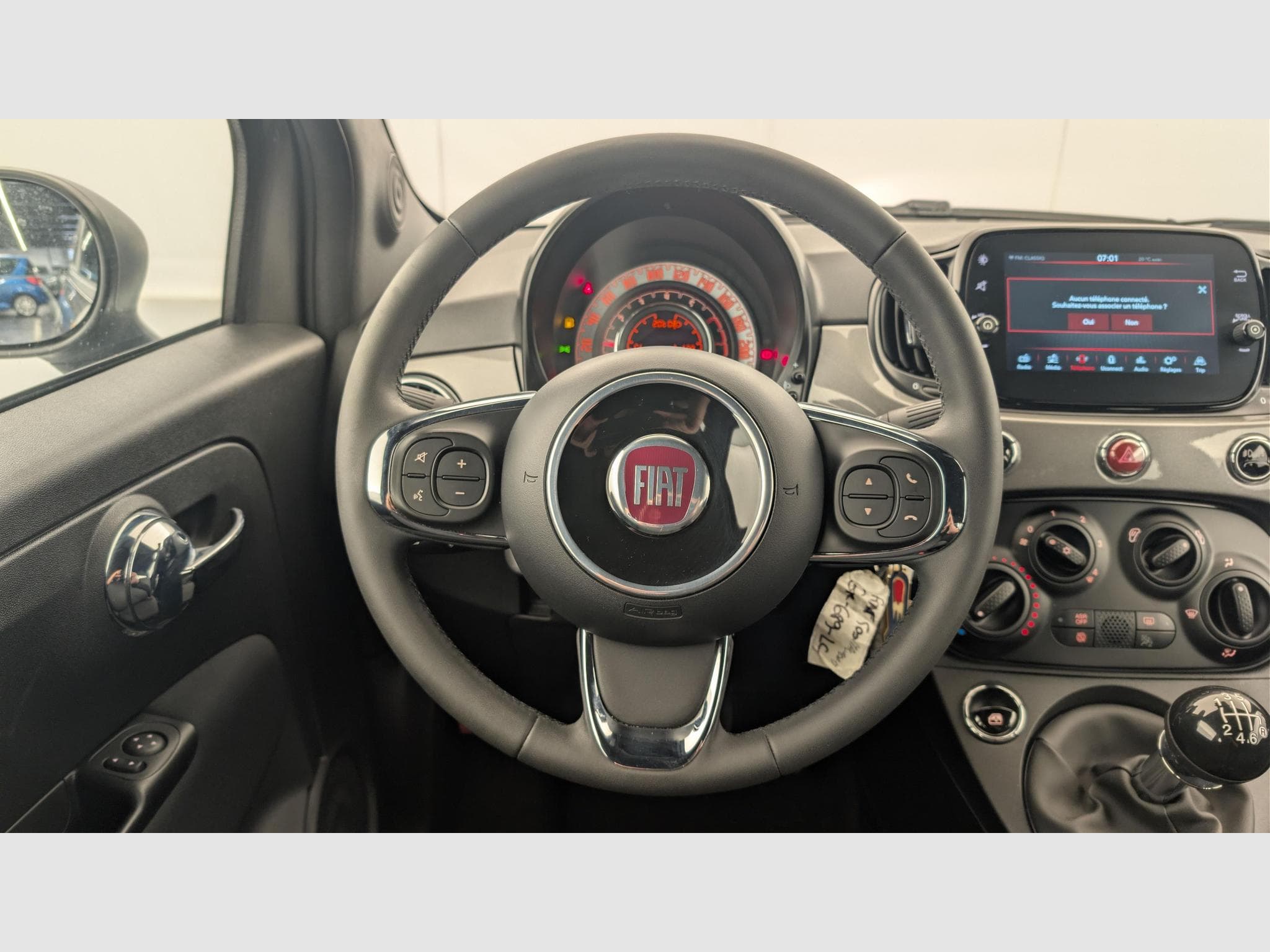 Fiat 500 1.0 70 ch Hybride BSG S/S (2023) - Foto 14