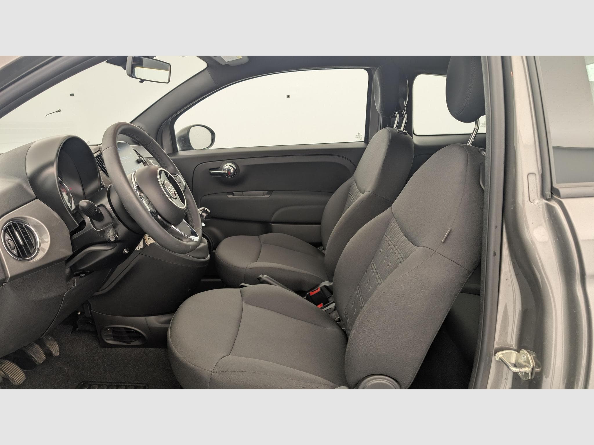Fiat 500 1.0 70 ch Hybride BSG S/S (2023) - Foto 16