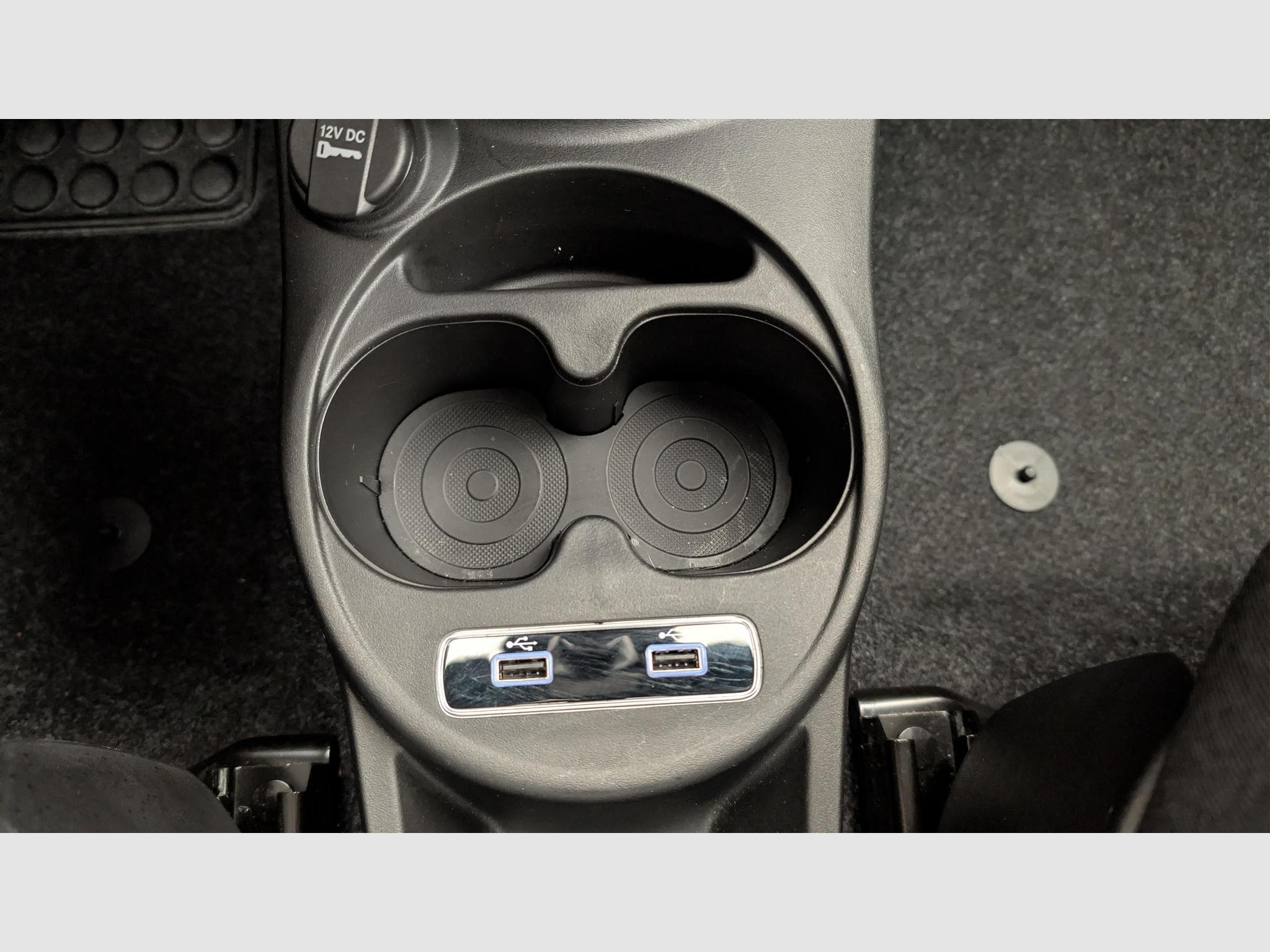 Fiat 500 1.0 70 ch Hybride BSG S/S (2023) - Foto 17
