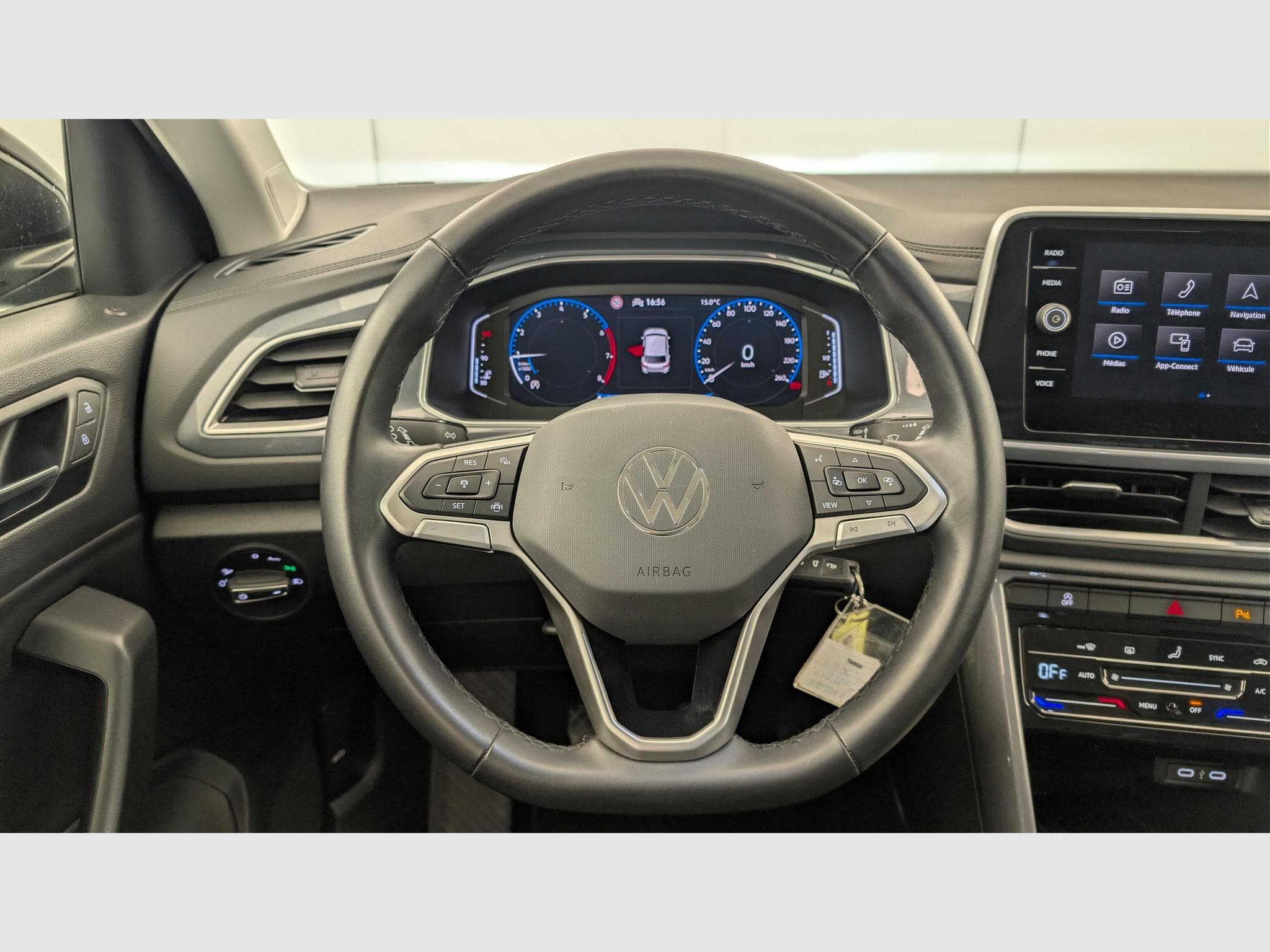 VW T-Roc 1.0 TSI 116 START/STOP BVM6 STYLE (2025) - Foto 14