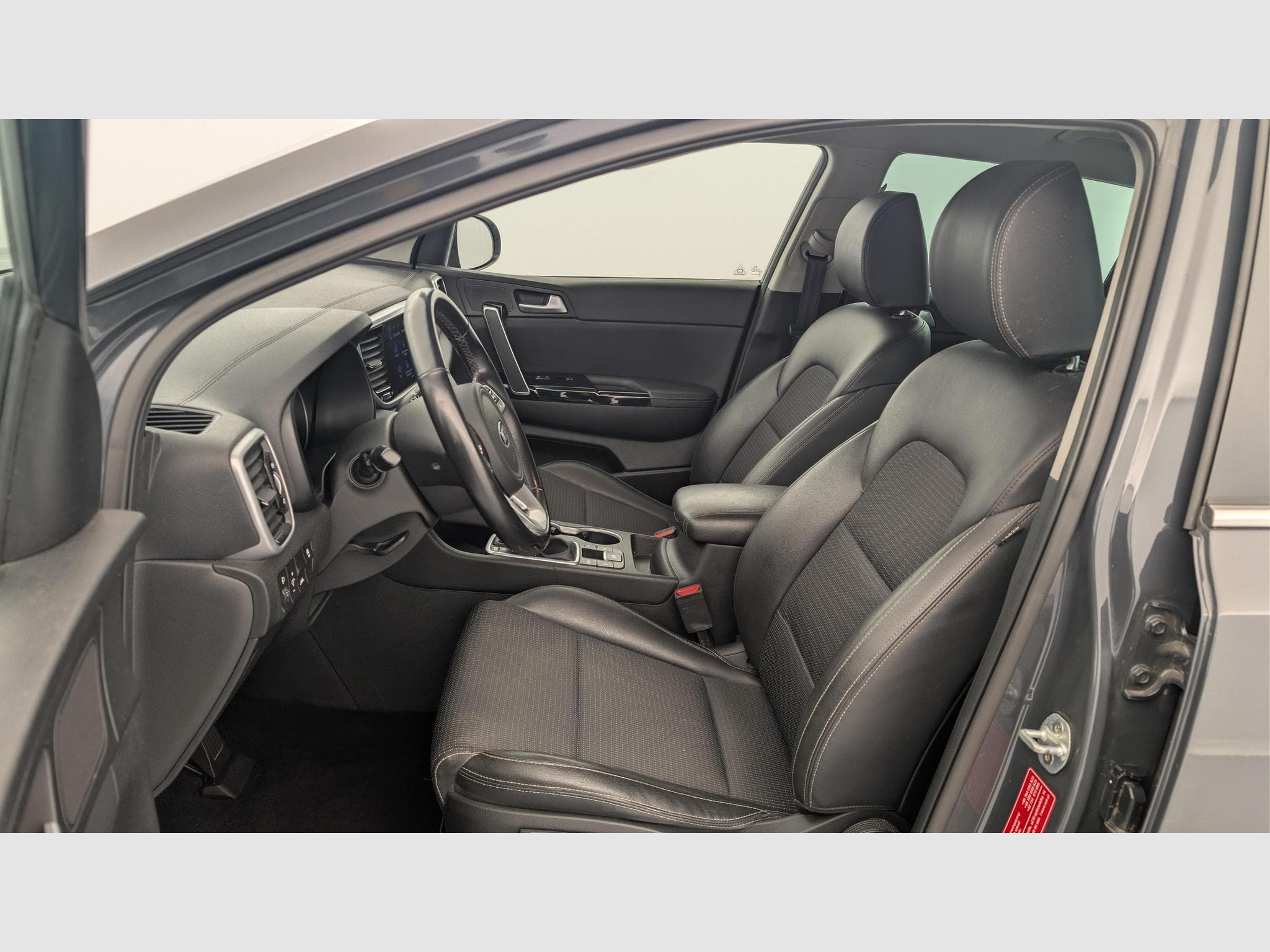 Kia SPORTAGE 1.6 CRDi 136 ISG 4x2 DCT7 Active (2020) - Foto 16