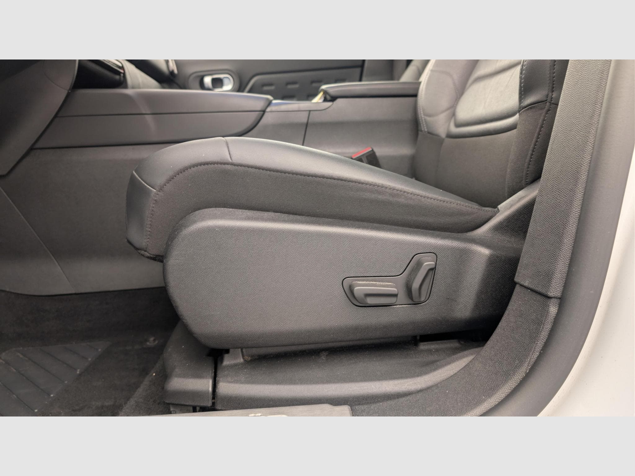 CitroëN C5 Aircross BlueHDi 130 S&S EAT8 Shine Pack (2023) - Foto 20