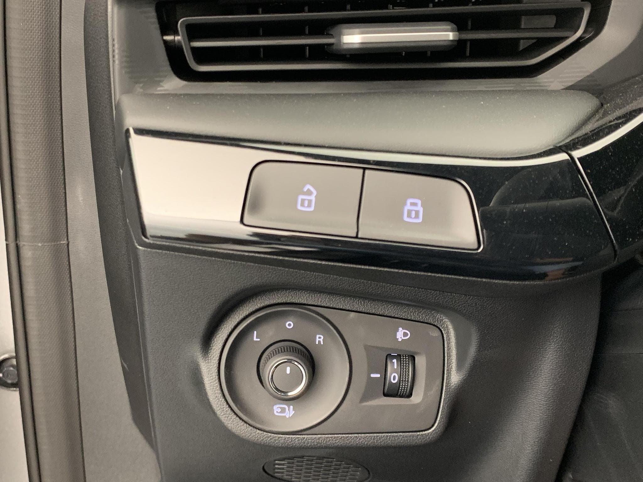 Mg MG3 1.5 L Hybrid+ 195 ch Luxury (2025) - Foto 17