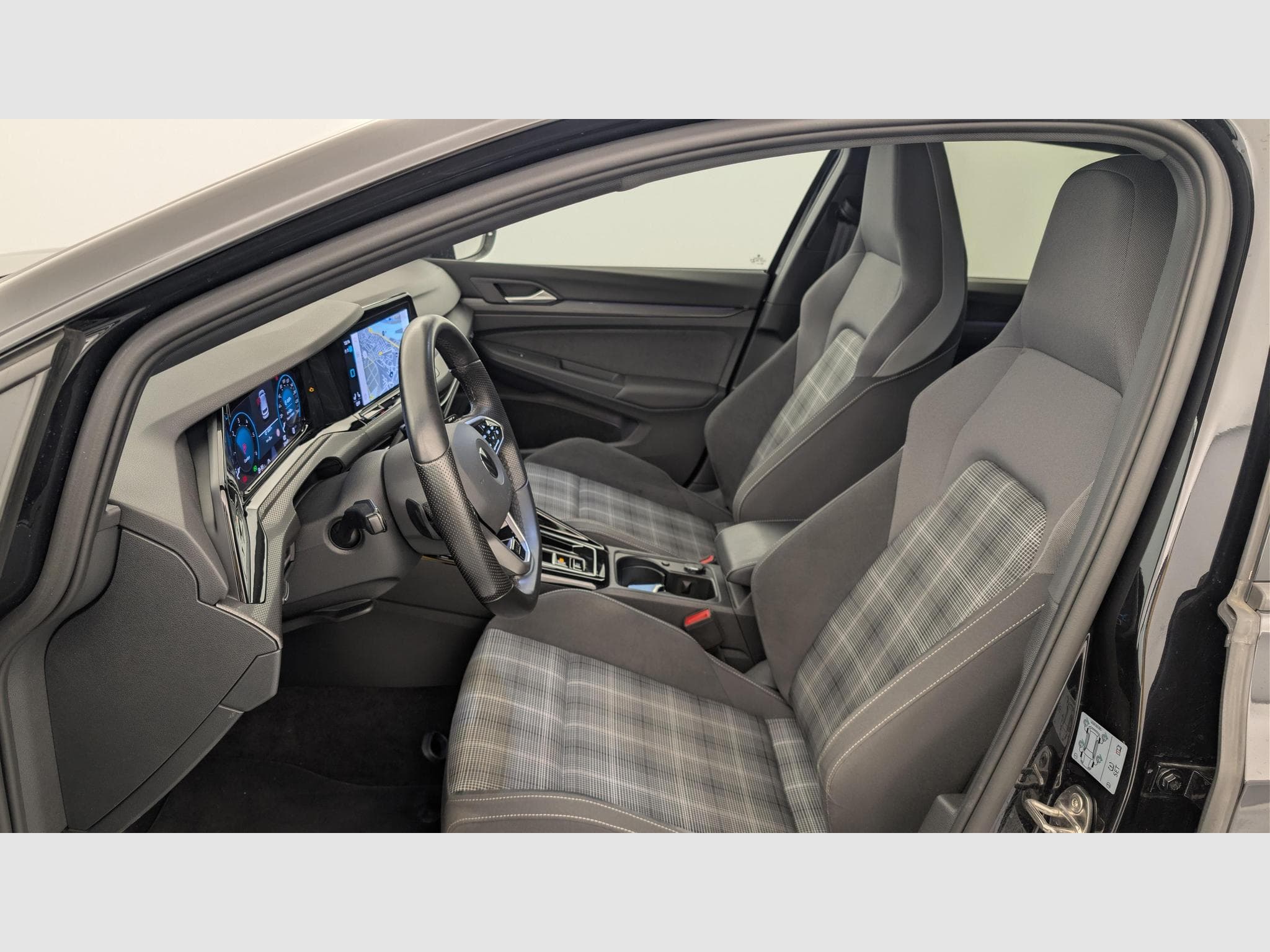VW GOLF 8 2.0 TDI SCR 200 DSG7 GTD (2022) - Foto 16