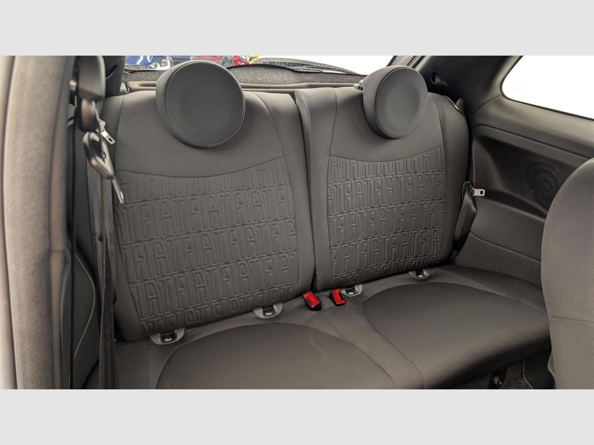 Fiat 500 1.0 70 ch Hybride BSG S/S (2023) - Foto 10