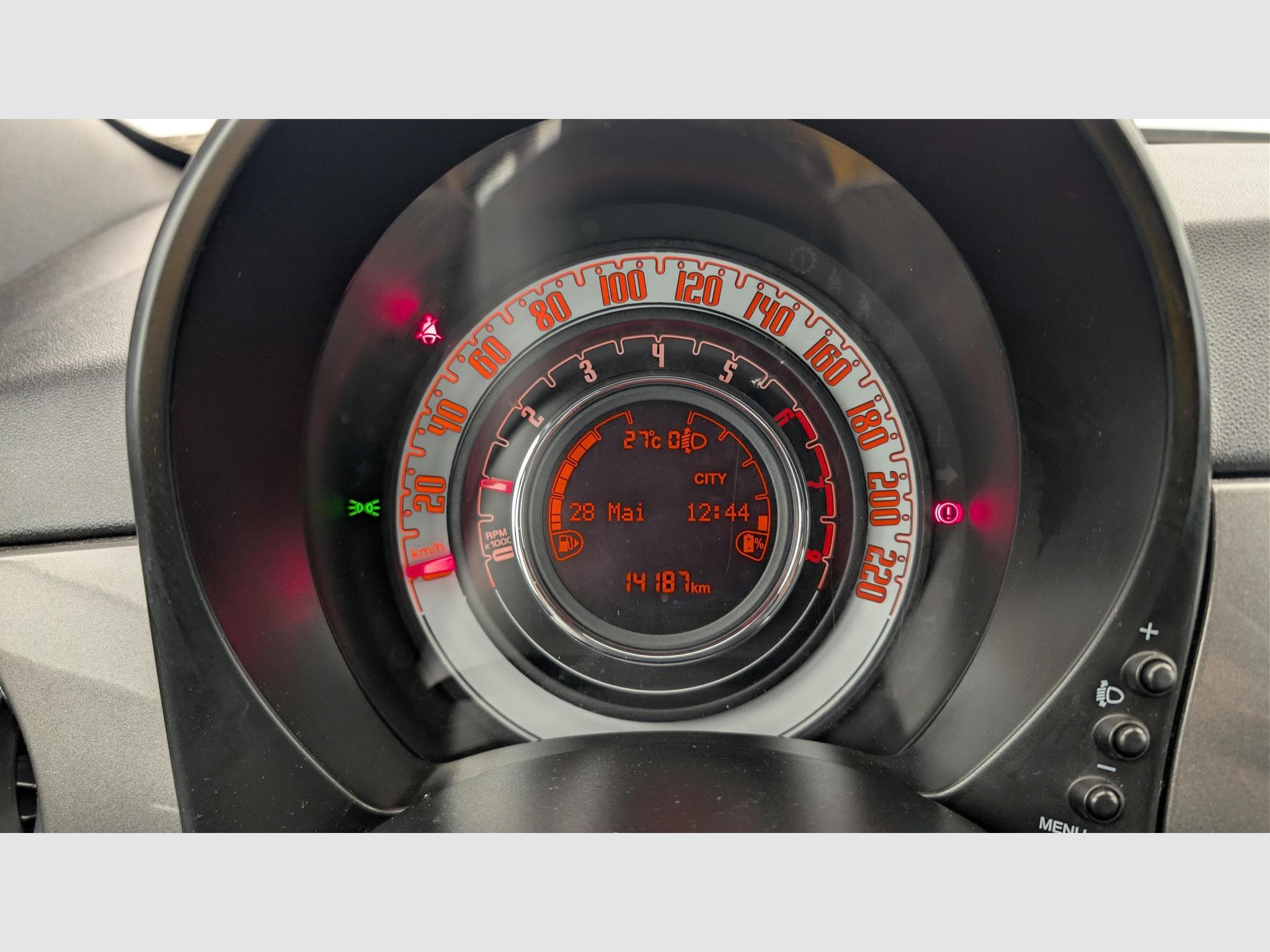 Fiat 500 1.0 70 ch Hybride BSG S/S (2023) - Foto 20