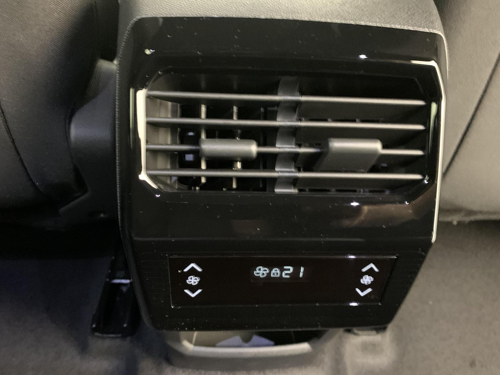 Peugeot 5008 HYBRID 145 CH E-DCS6 ALLURE (2026) - Foto 20