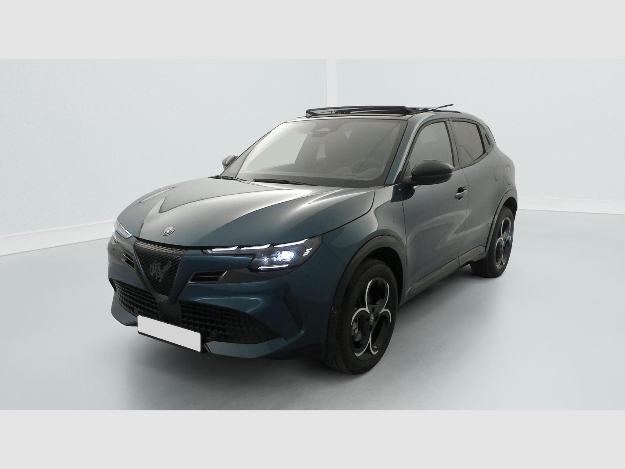Alfa-Romeo Junior 1.2 Ibrida 145 ch e-DCT6 Q4 Ti (2026) - Foto 3