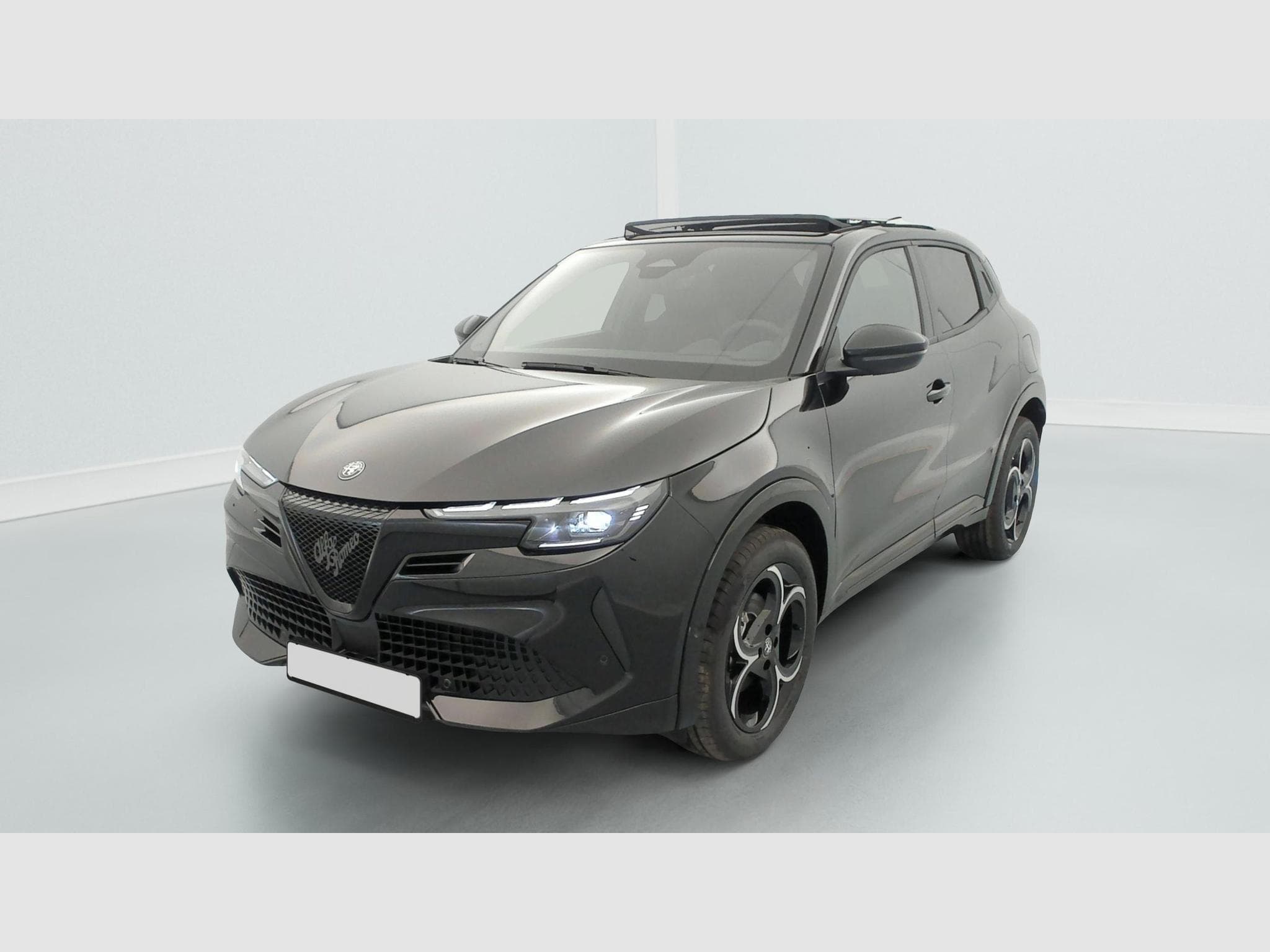 Alfa-Romeo Junior 1.2 Ibrida 145 ch e-DCT6 Q4 Ti (2026) - Foto 3