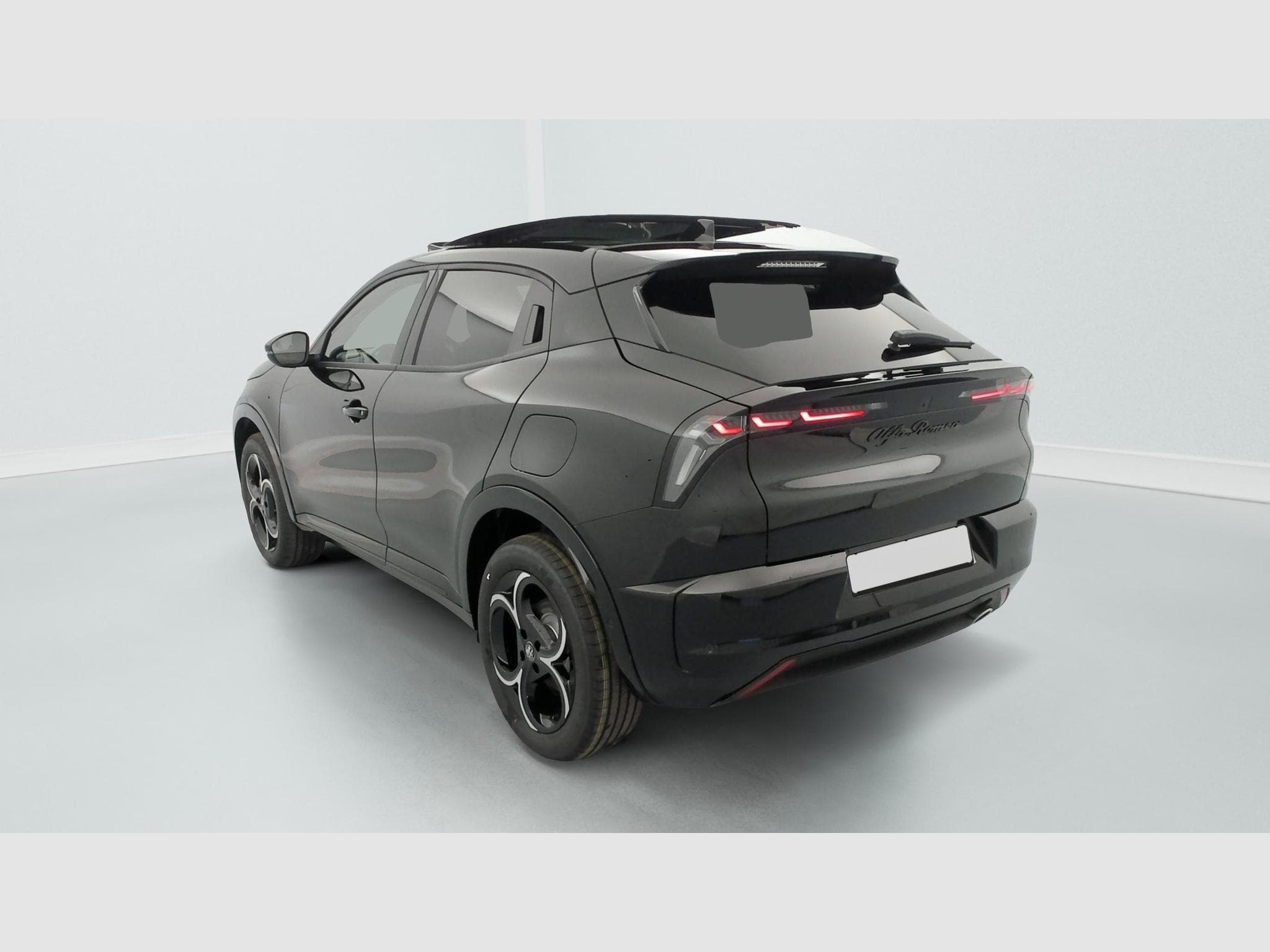 Alfa-Romeo Junior 1.2 Ibrida 145 ch e-DCT6 Q4 Ti (2026) - Foto 5